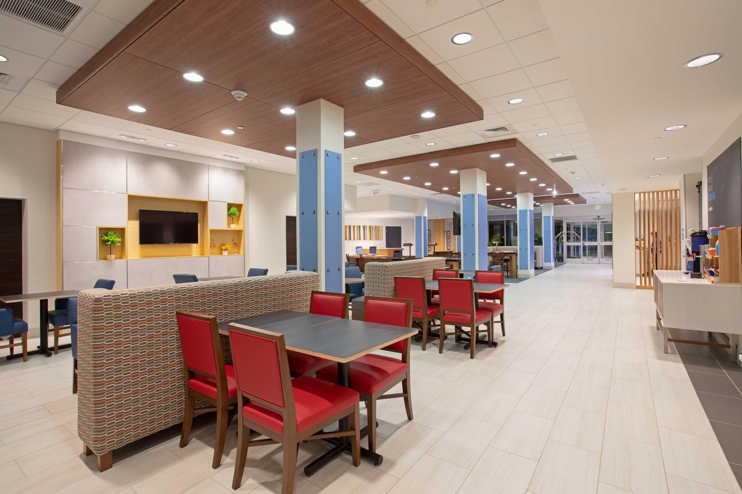 Gift card for Holiday Inn Express & Suites Ely by Ihg Gift card for Holiday Inn Express & Suites Ely by Ihg