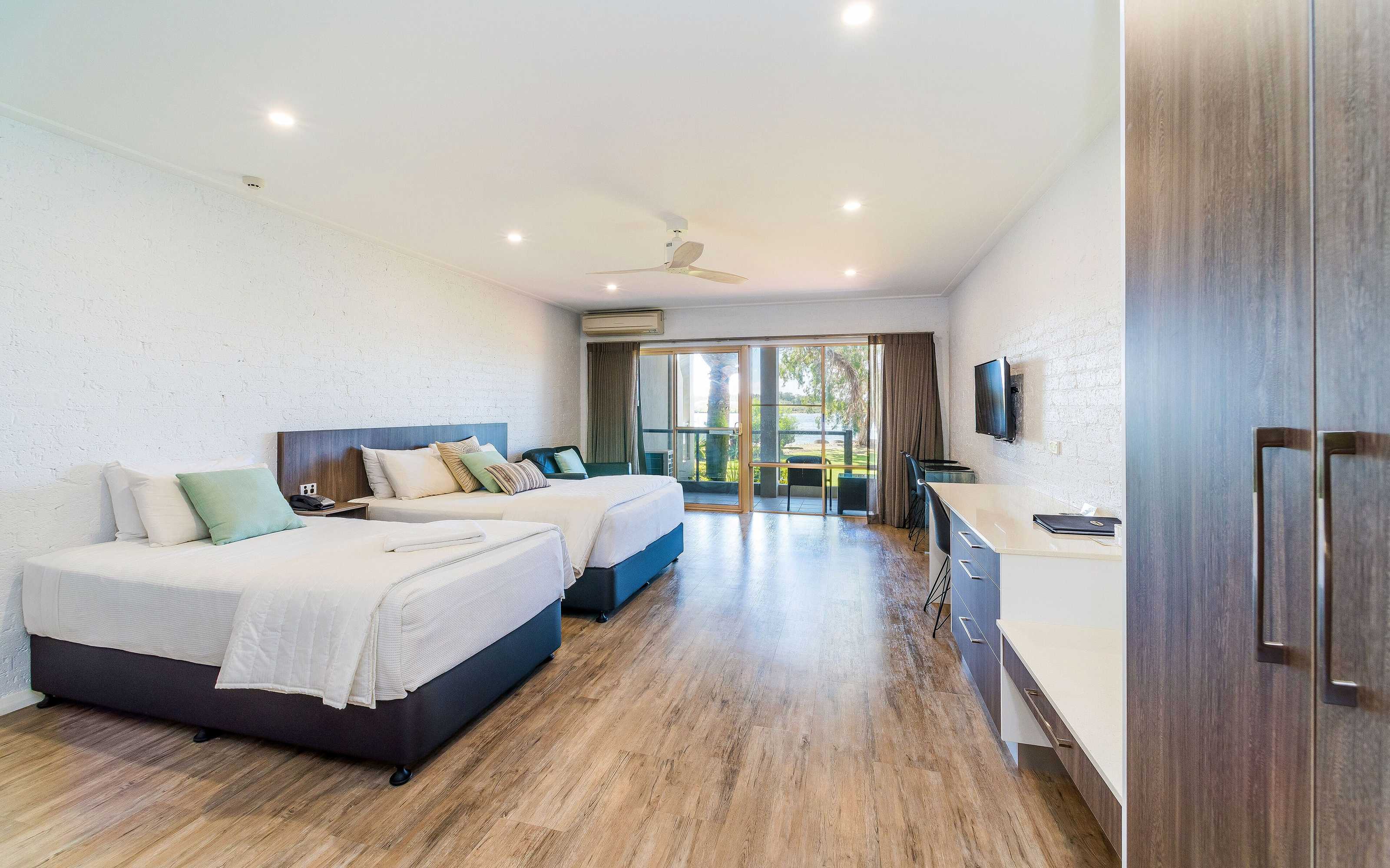 Gift card for Moby Dick Waterfront Resort Motel Gift card for Moby Dick Waterfront Resort Motel