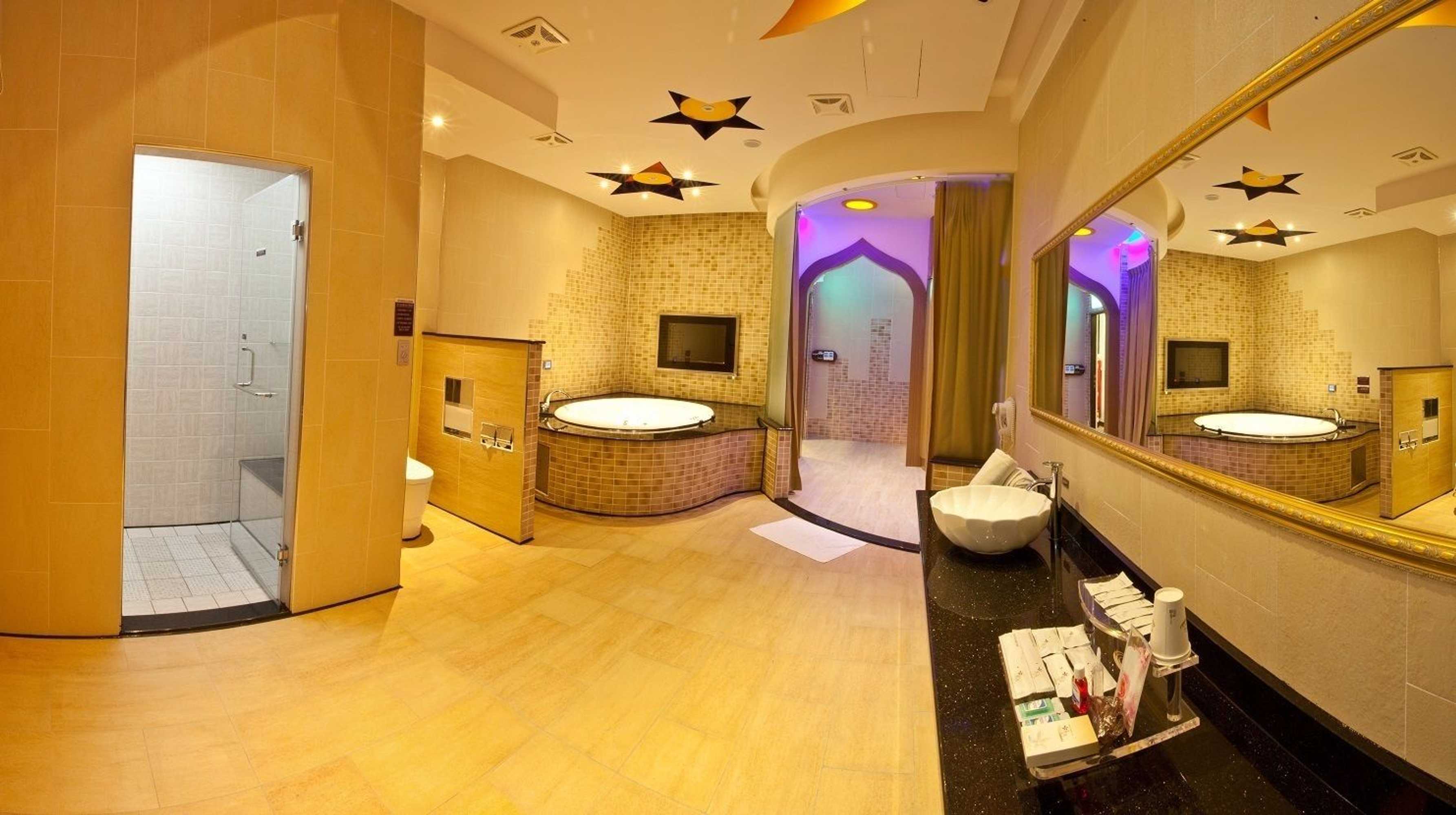Gift card for Wei Feng Exquisite Hotel Nanzi Branch Gift card for Wei Feng Exquisite Hotel Nanzi Branch