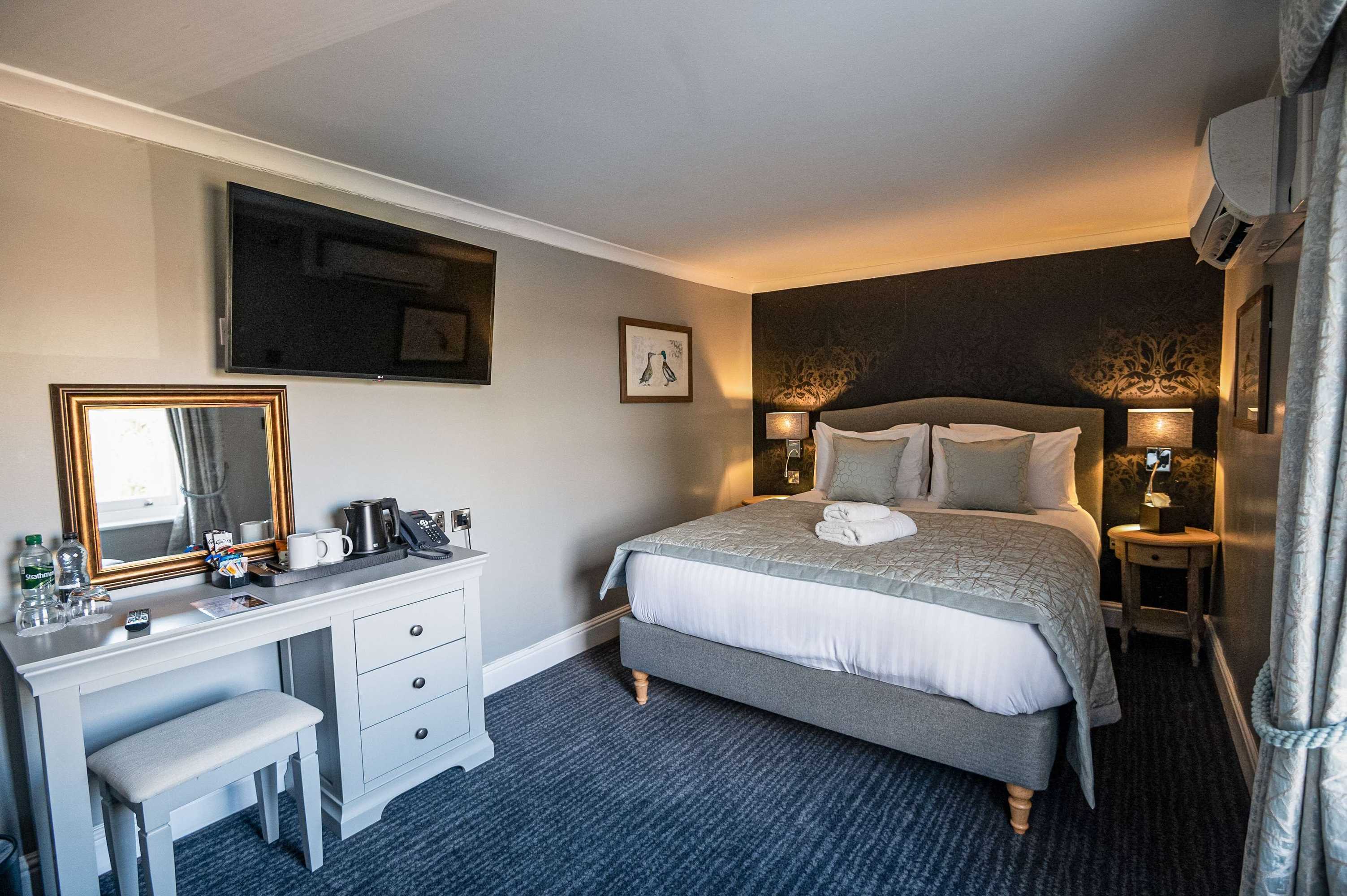 Gift card for Thames Riviera Hotel, Sure Hotel Collection by Best Western Gift card for Thames Riviera Hotel, Sure Hotel Collection by Best Western
