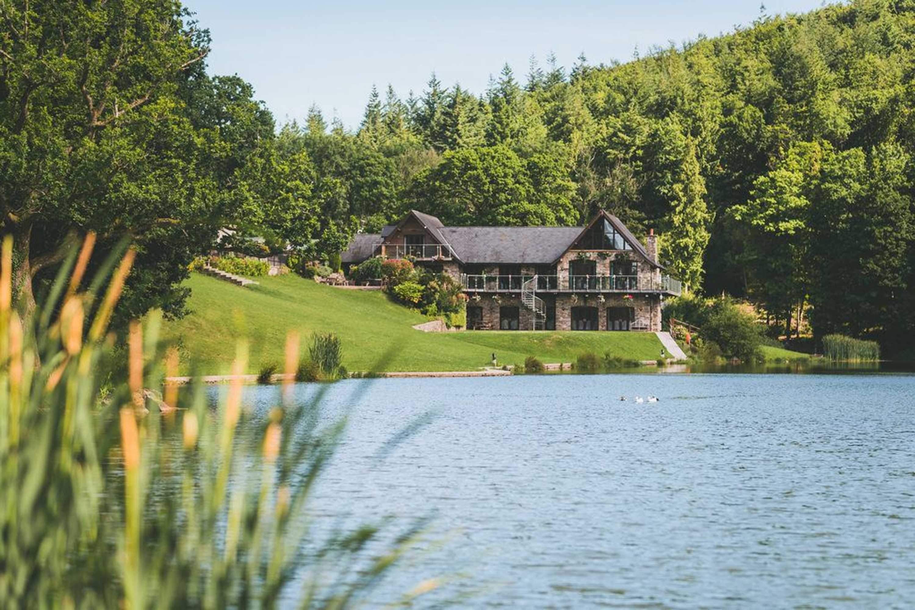 Gift card for Canada Lodge And Lake