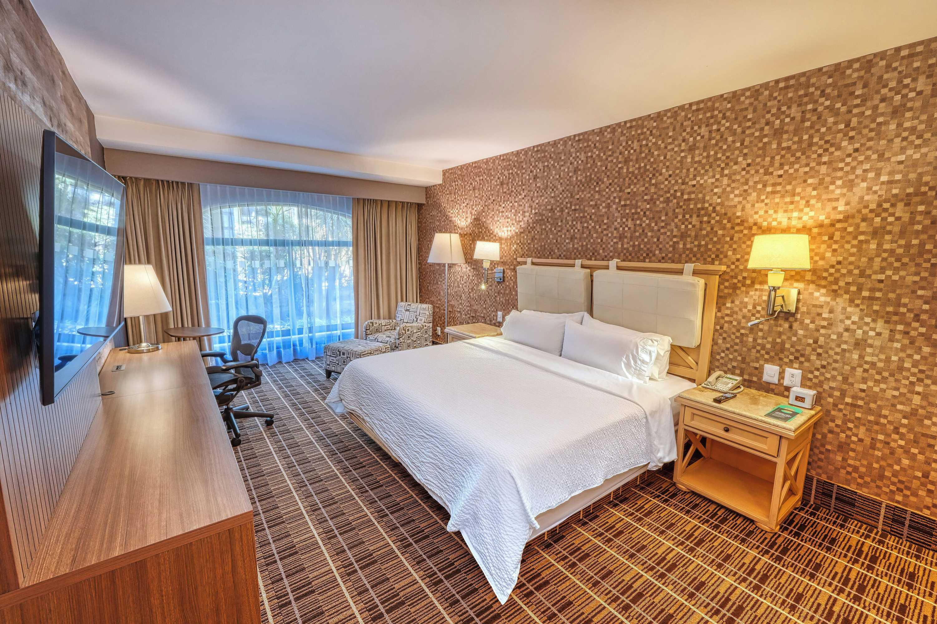 Gift card for Holiday Inn Queretaro-Centro Historico by Ihg Gift card for Holiday Inn Queretaro-Centro Historico by Ihg