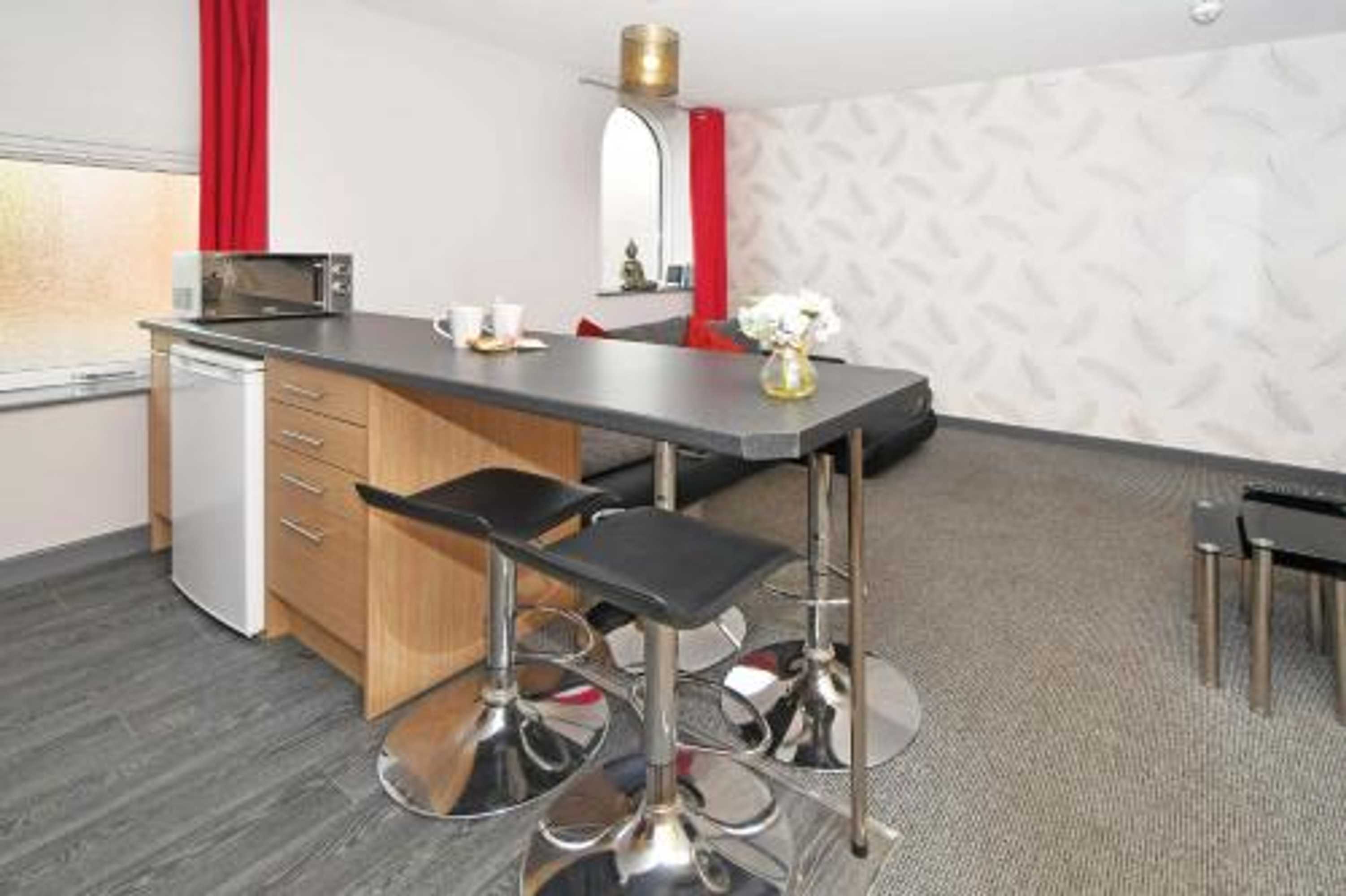 Gift card for Smithfield Deluxe Apartments by Yourstays - Luxury Apartments in Stoke-On-Trent Gift card for Smithfield Deluxe Apartments by Yourstays - Luxury Apartments in Stoke-On-Trent