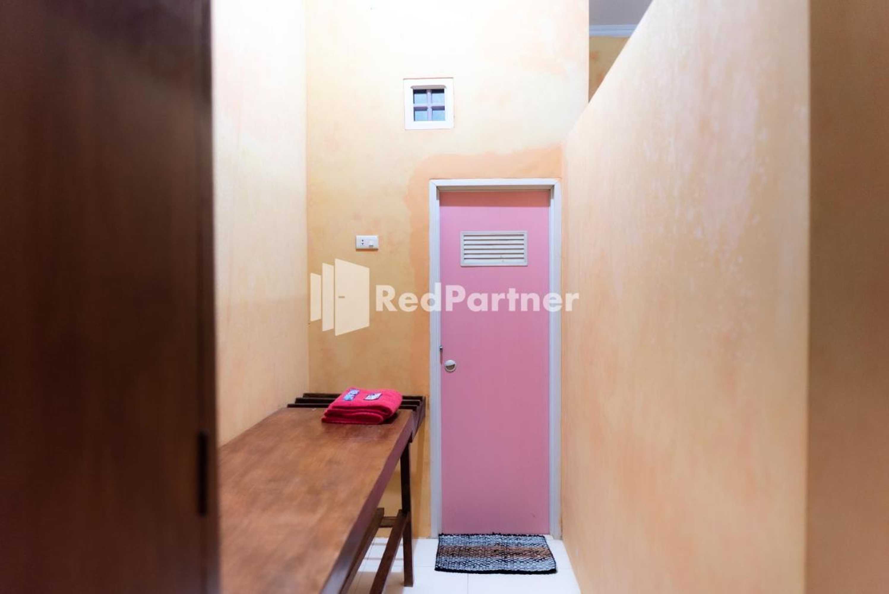 Gift card for Pondok Kelapa Homestay Lampung Mitra Reddoorz Gift card for Pondok Kelapa Homestay Lampung Mitra Reddoorz