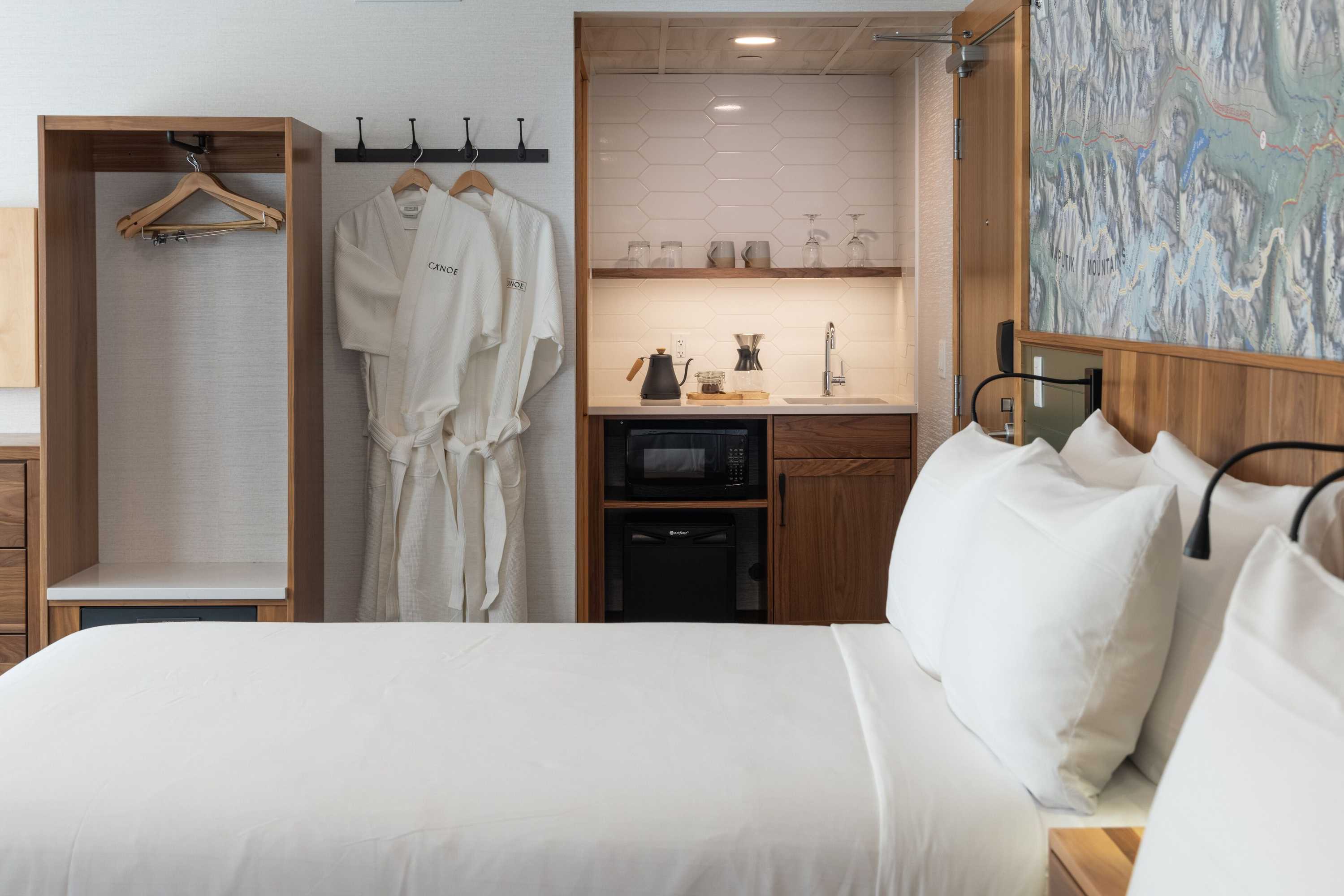 Gift card for Hotel Canoe & Suites