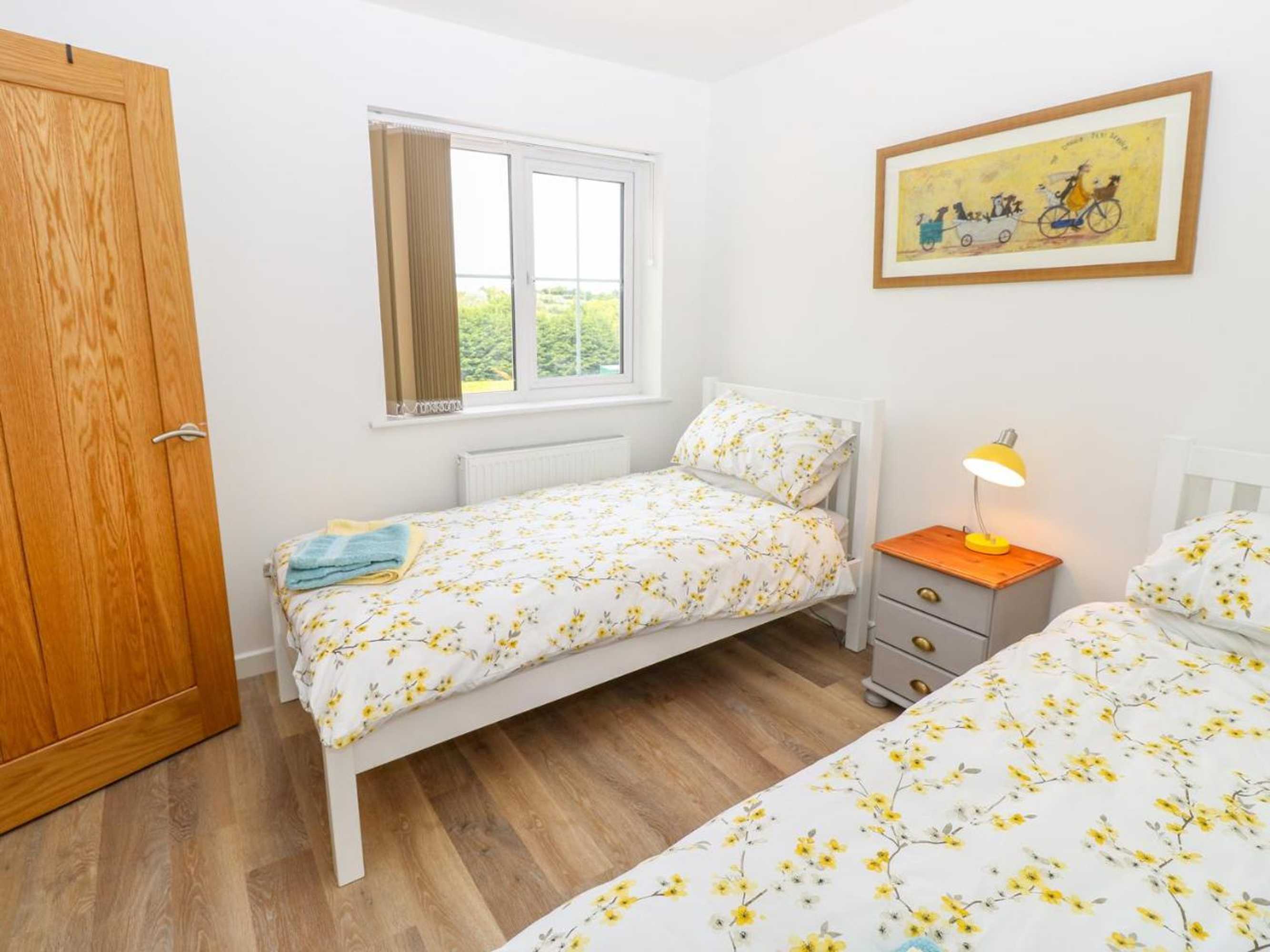 Gift card for 5 Yarmouth Cottages