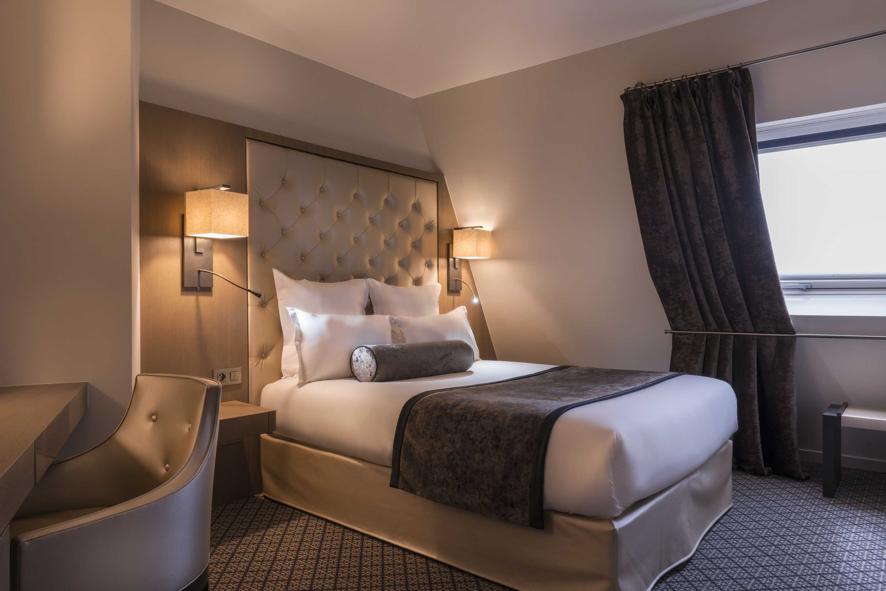 Gift card for La Villa Des Ternes Hotel Gift card for La Villa Des Ternes Hotel