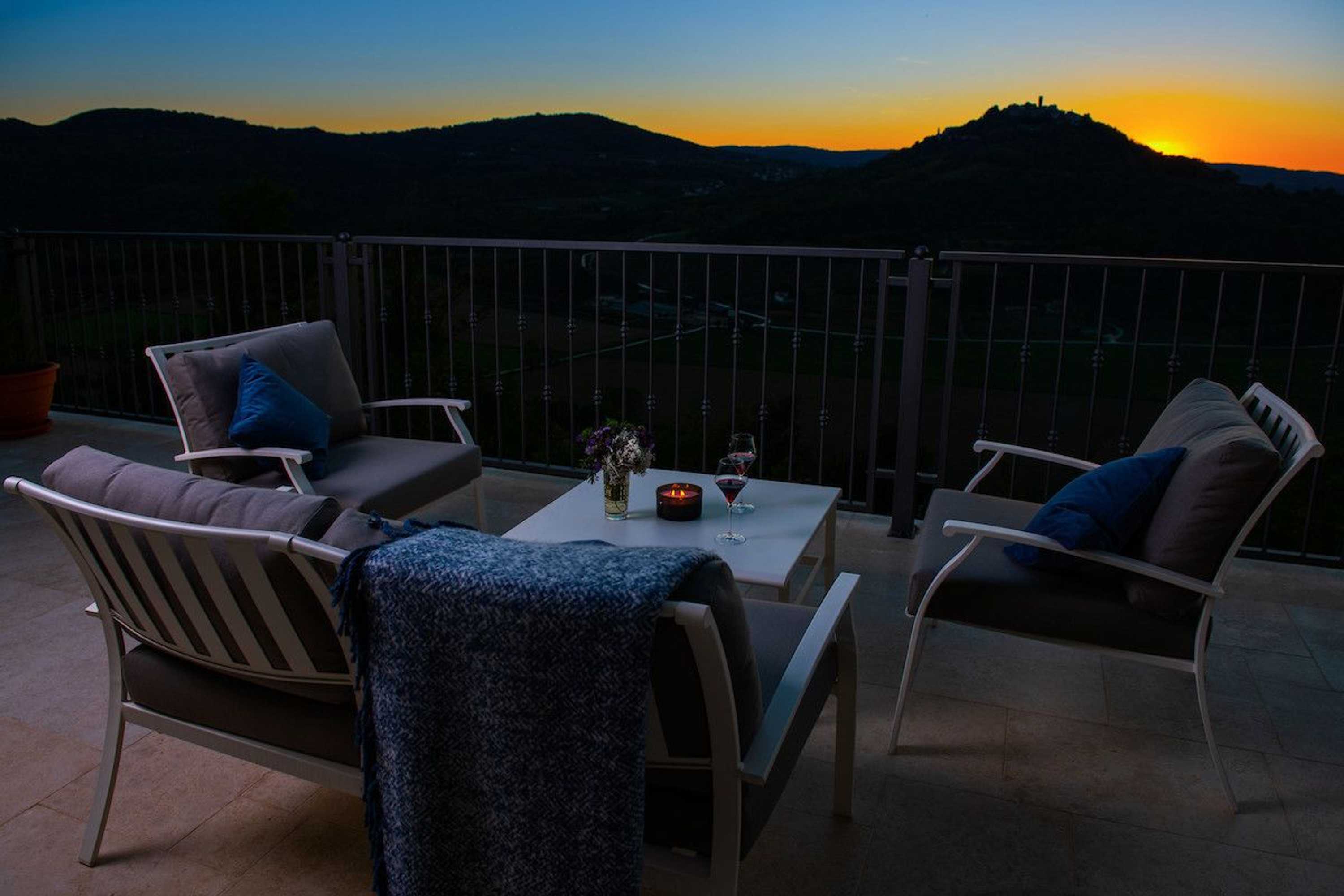 Gift card for JD Villas