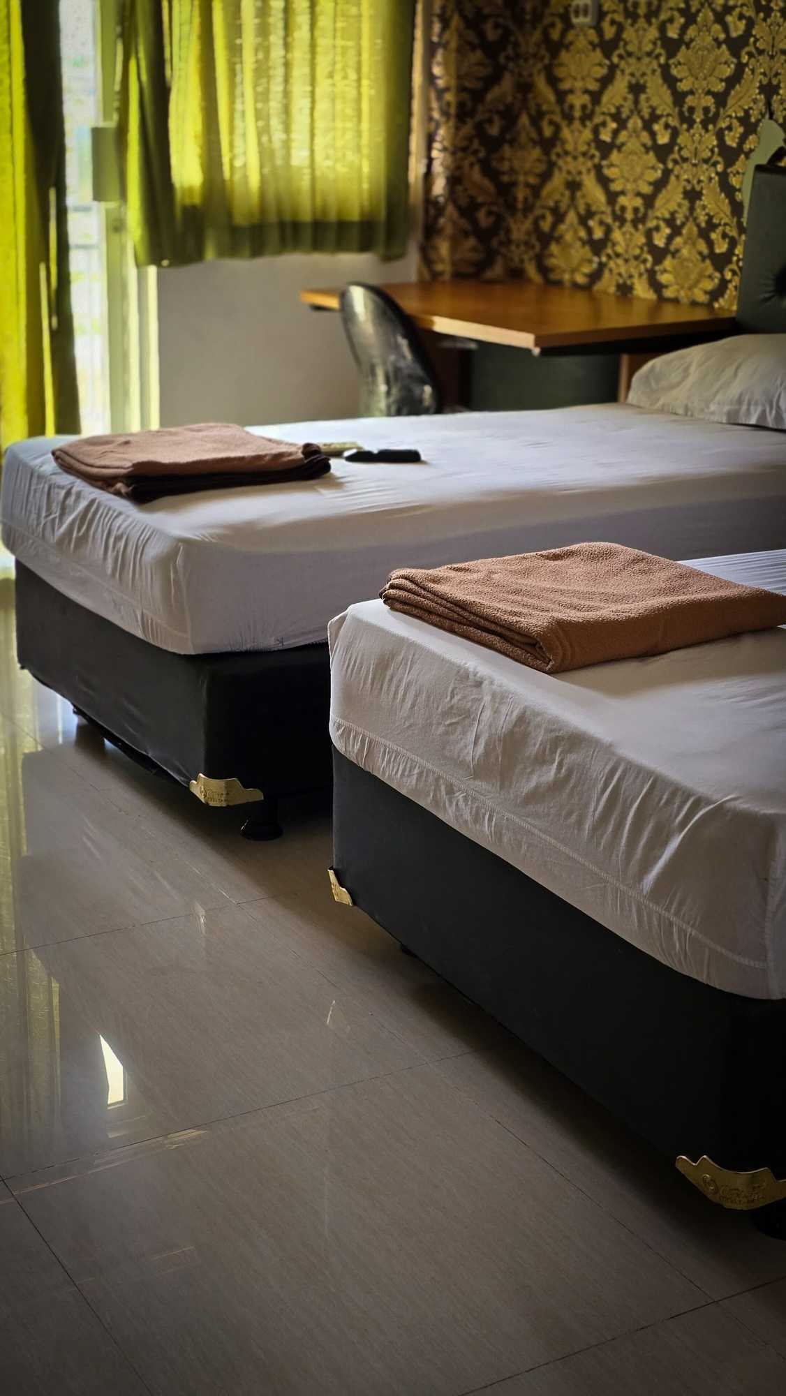 Gift card for Oyo 338 Guest House Omah Manahan Syariah Gift card for Oyo 338 Guest House Omah Manahan Syariah