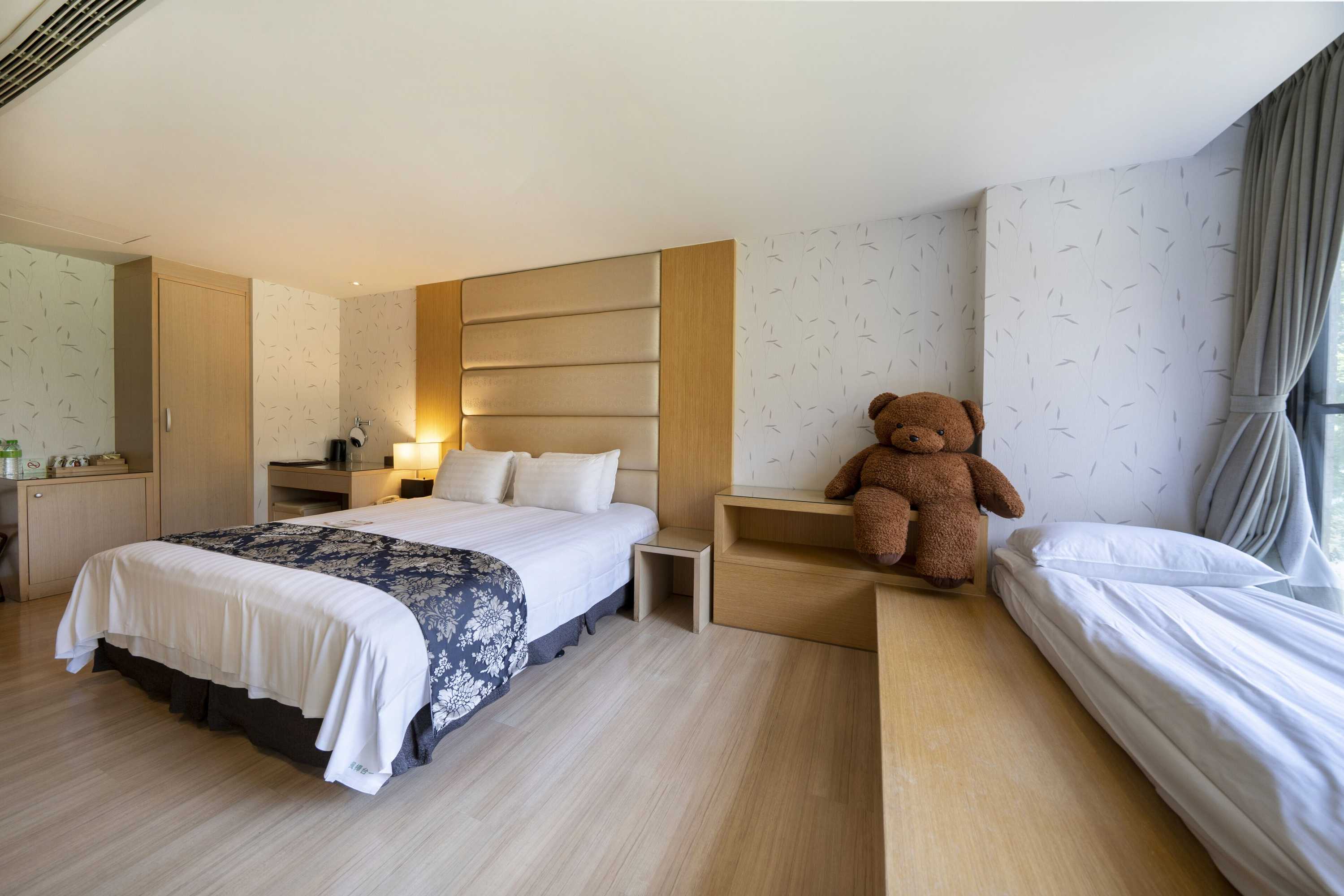 Gift card for Tai Yi Red Maple Resort