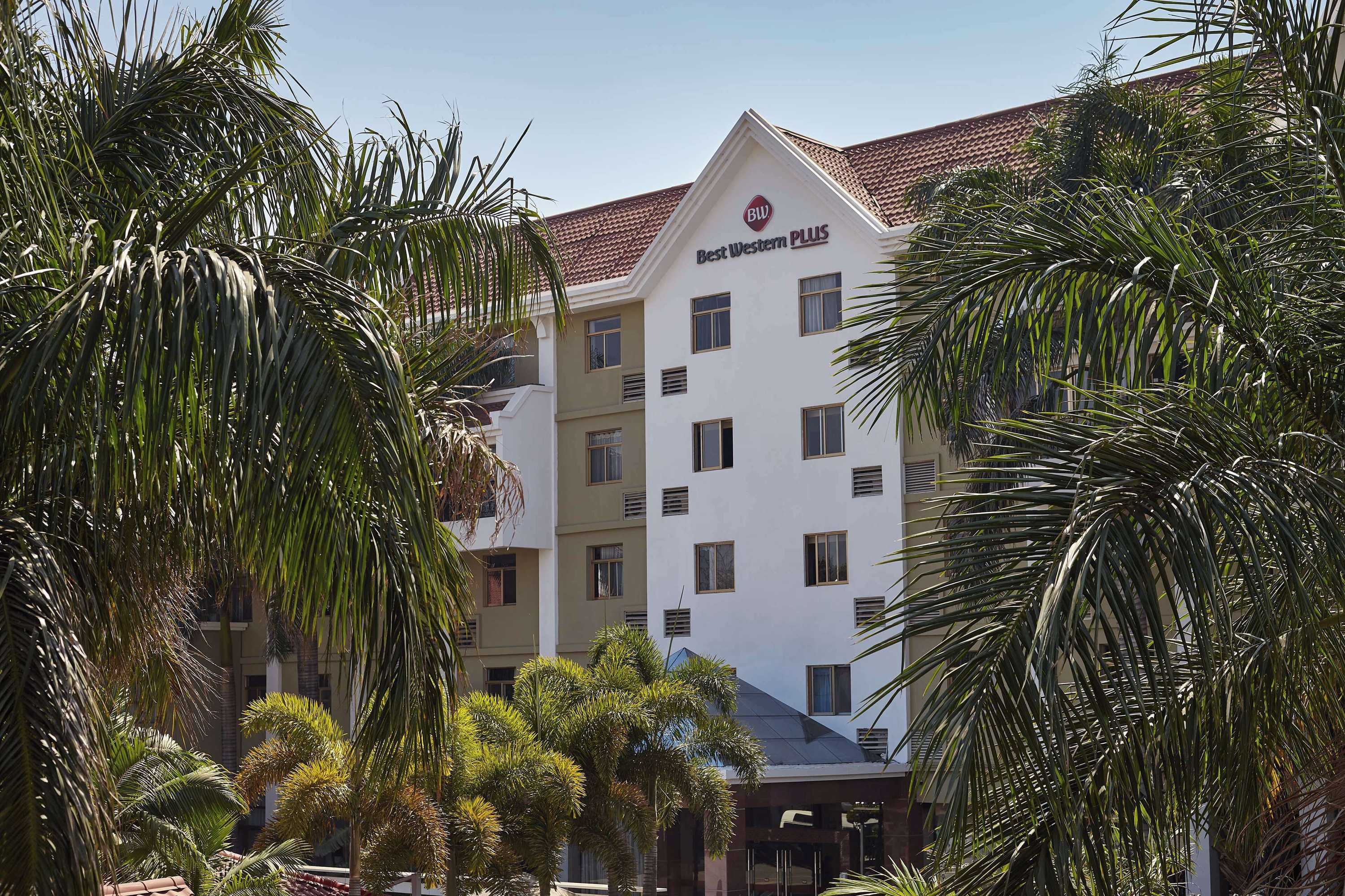 Gift card for Best Western Plus Paramount Hotel Gift card for Best Western Plus Paramount Hotel
