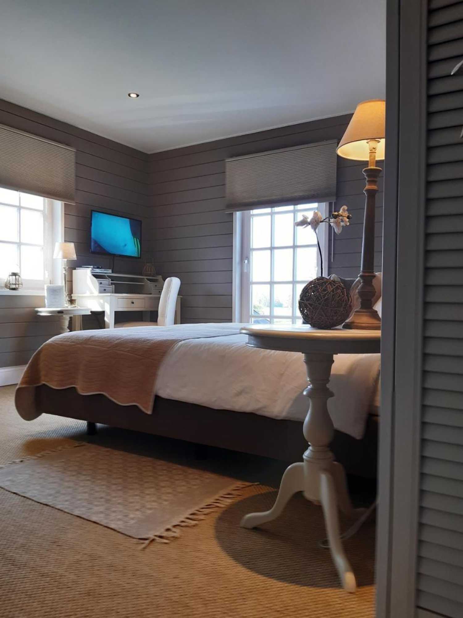 Gift card for Casa-Cosi, Tourist & Business Suites & Flats With Reserved Parking, Private Sauna Available