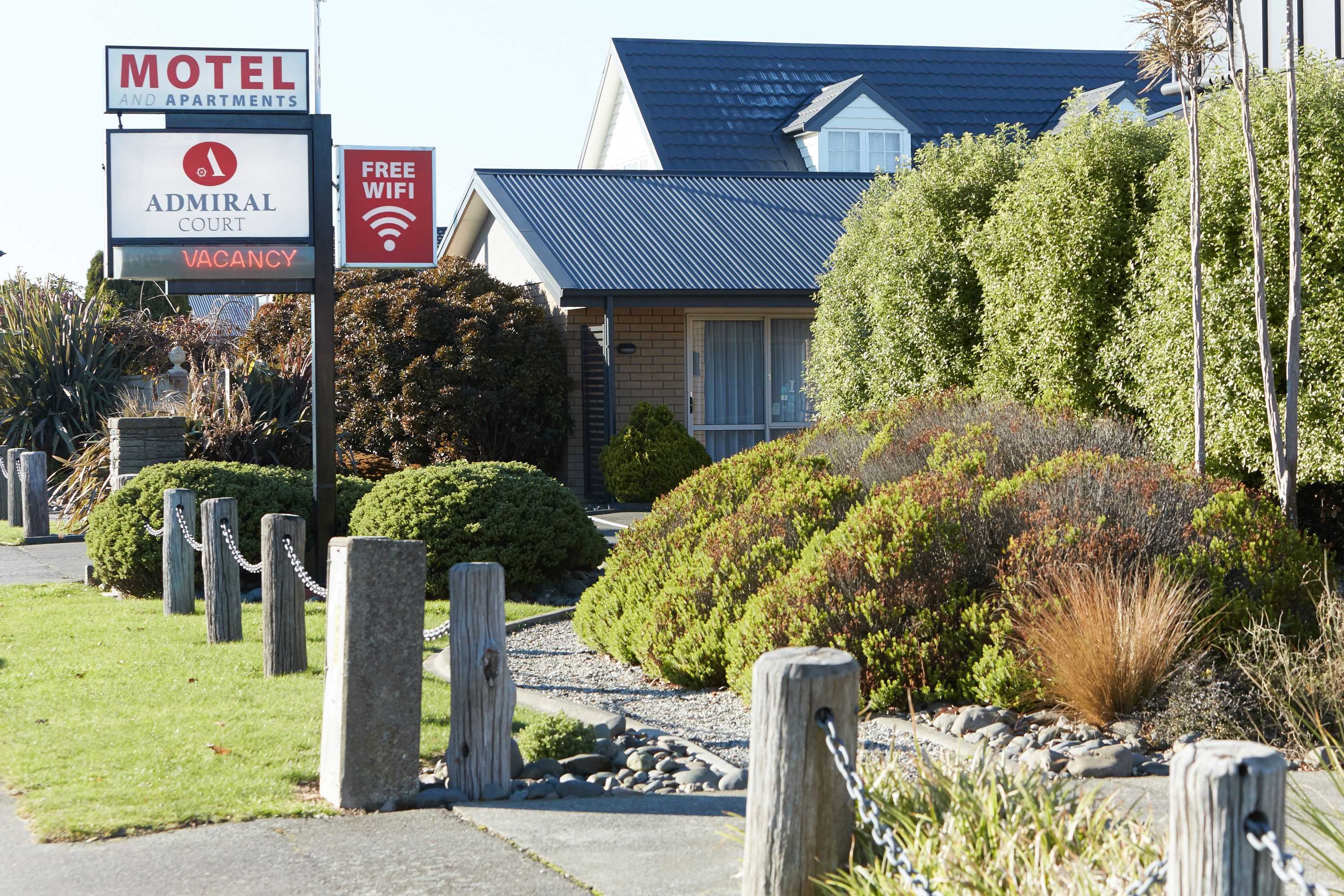 Gift card for Admiral Court Motel & Apartments Gift card for Admiral Court Motel & Apartments