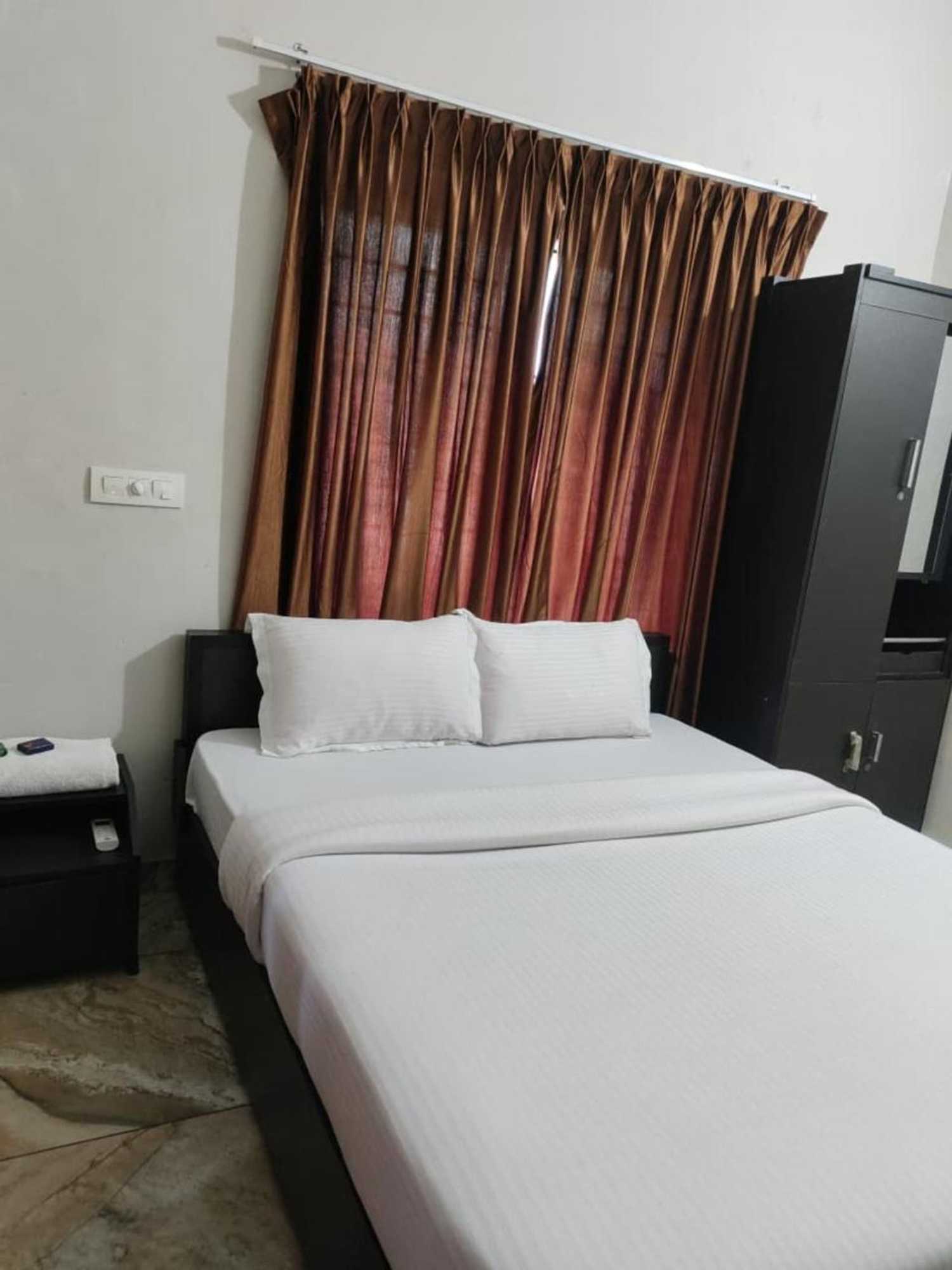 Gift card for Oyo 16417 Zahir Residency