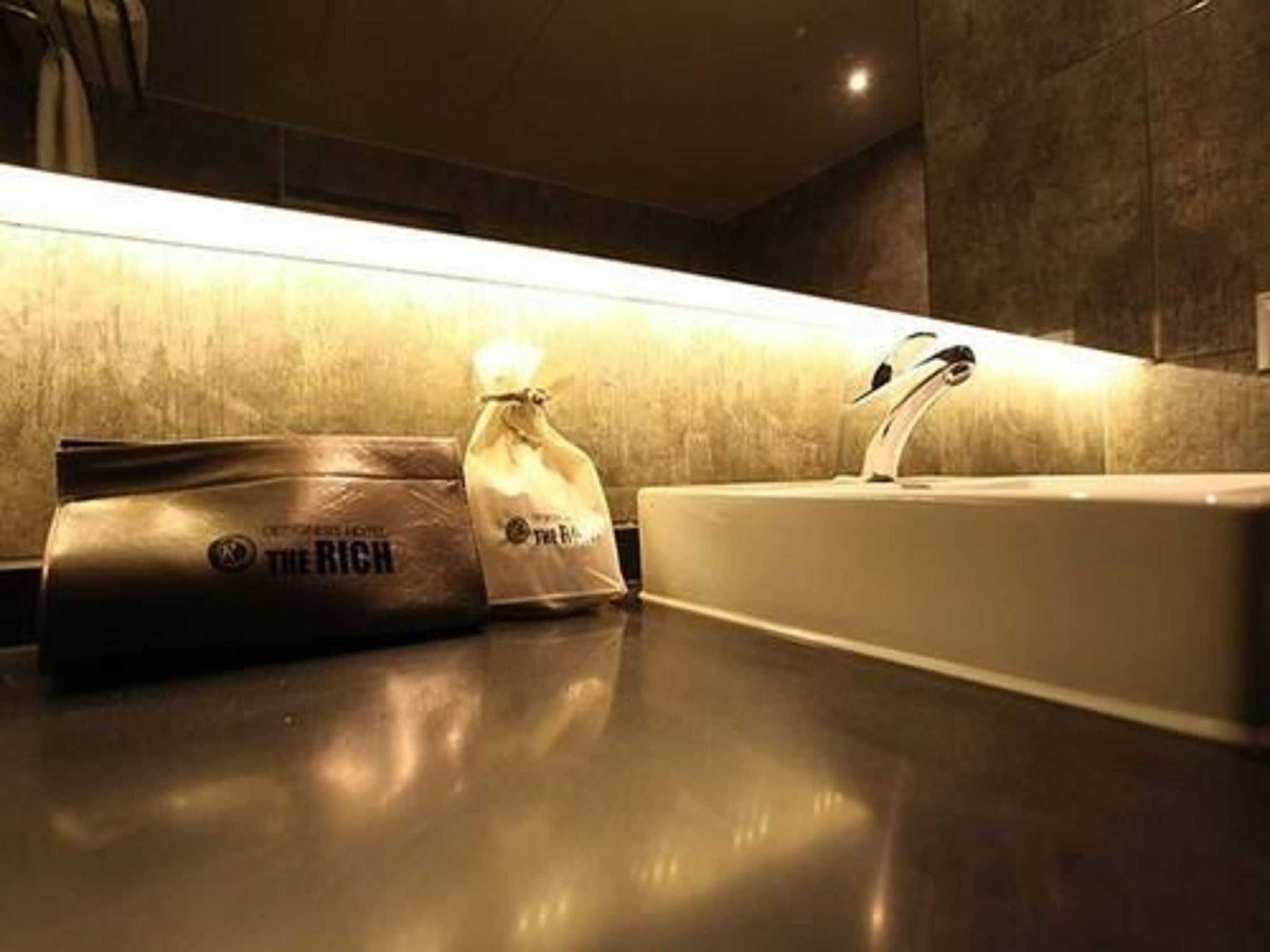 Gift card for Hotel Rich