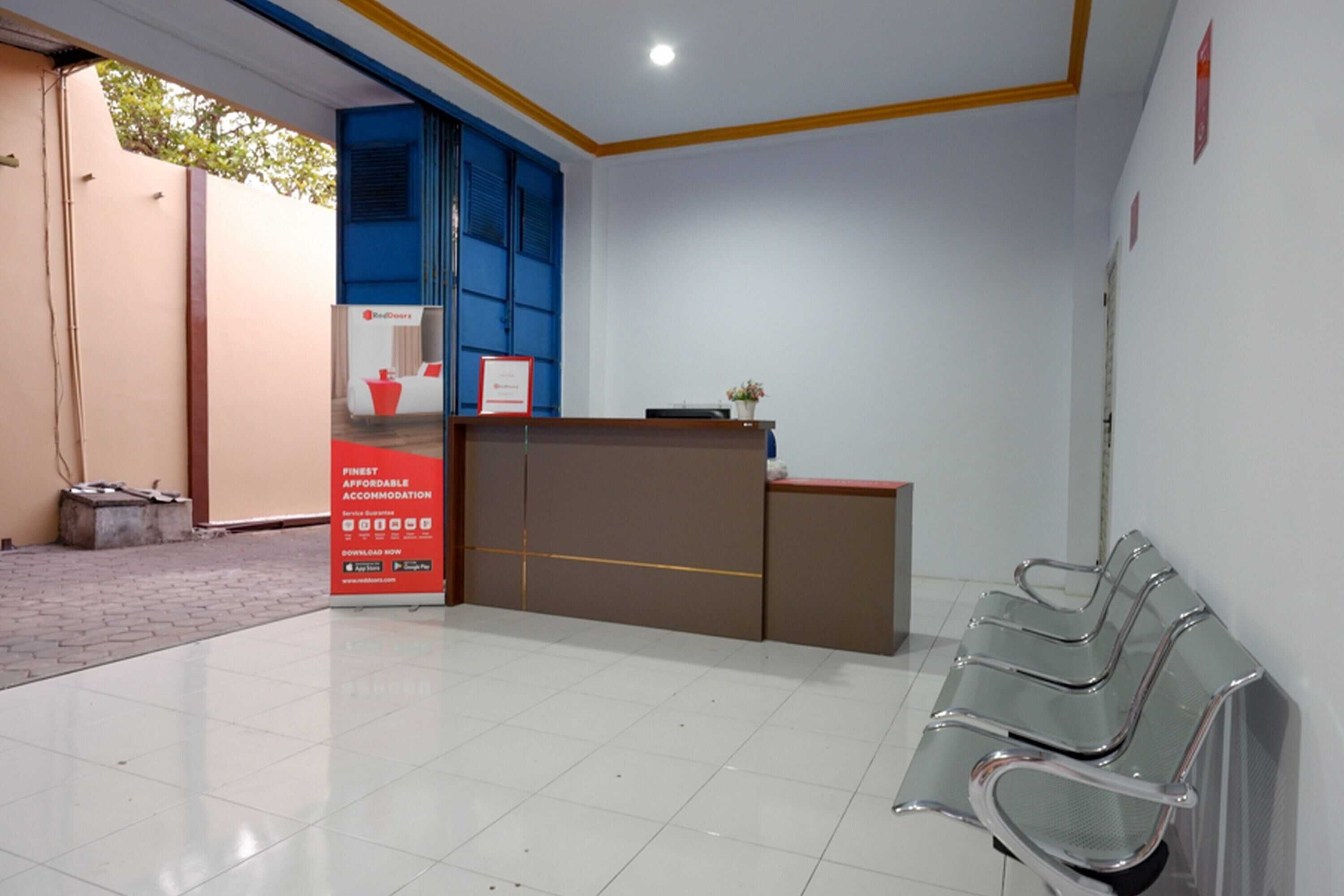 Gift card for Reddoorz Near Gor Satria 3 Gift card for Reddoorz Near Gor Satria 3