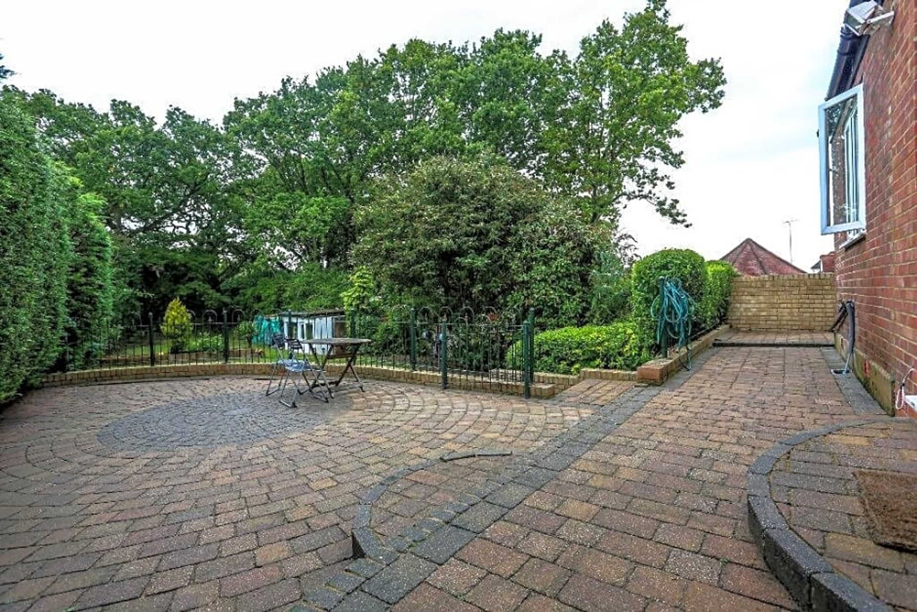 Gift card for Oyo Guest House Ellipse