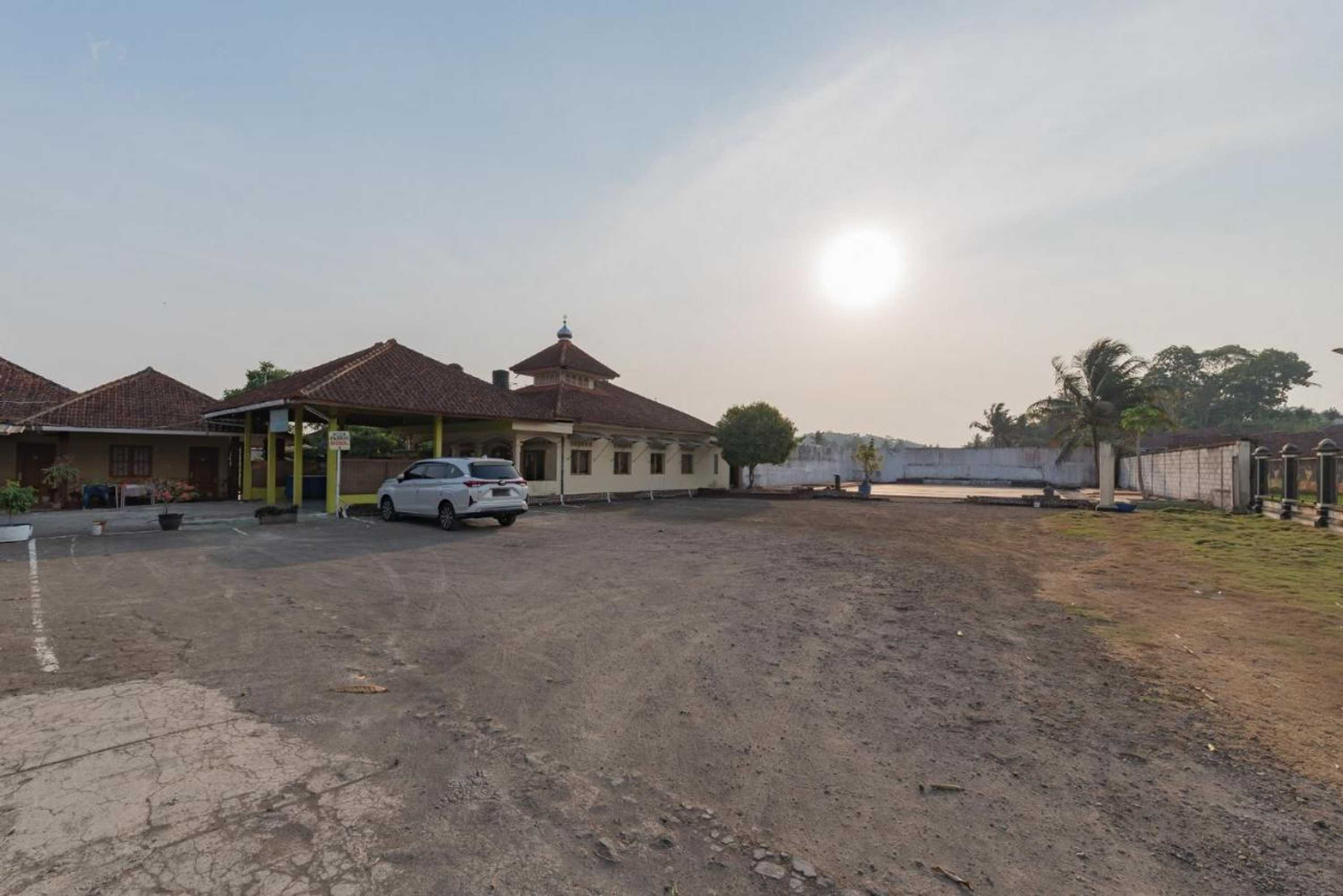 Gift card for Bumi Eyang Enin Homestay Syariah by Oyo Rooms