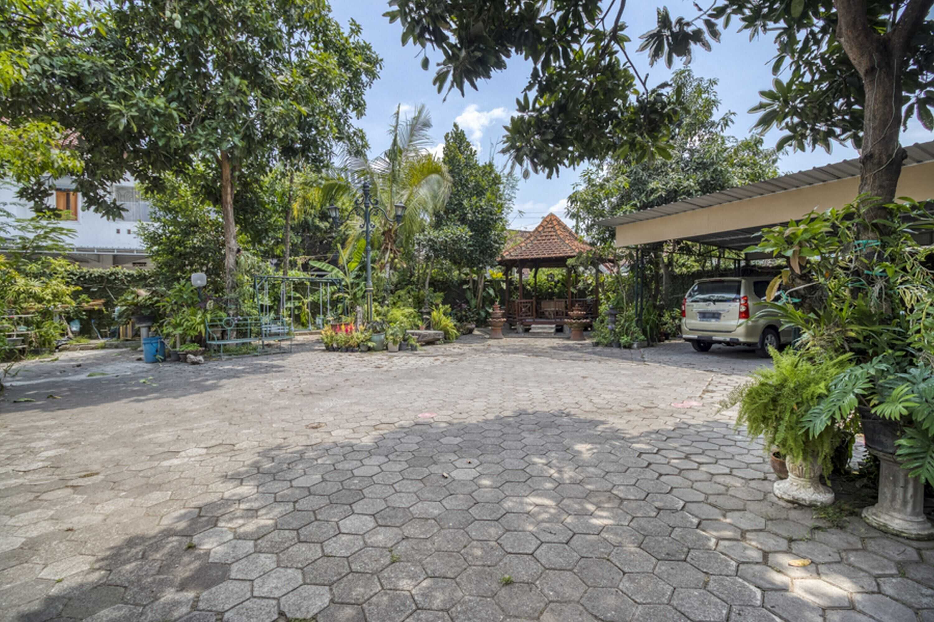 Gift card for Reddoorz Hostel Near Adisucipto Airport Yogyakarta