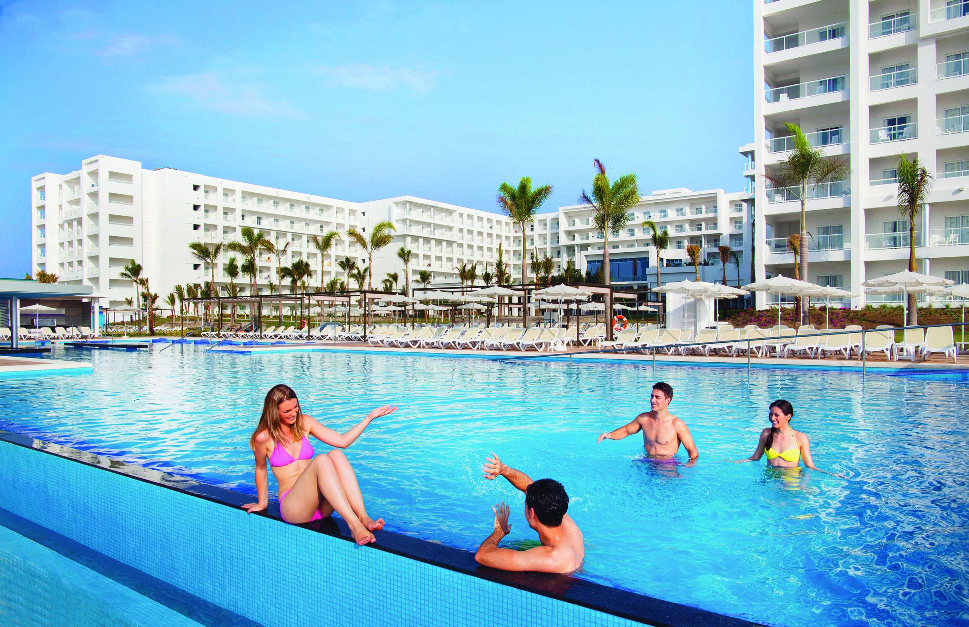 Gift card for Hotel Riu Playa Blanca - All Inclusive Gift card for Hotel Riu Playa Blanca - All Inclusive