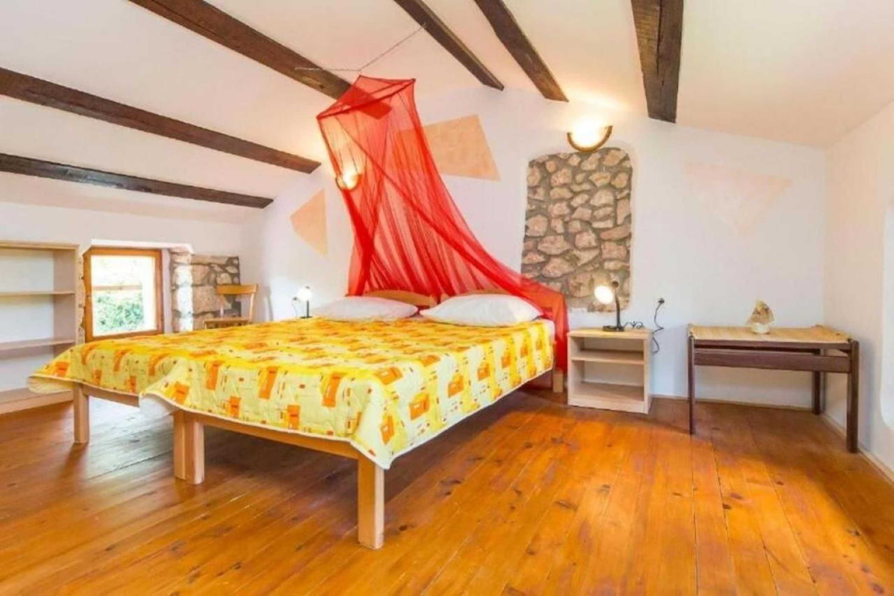 Gift card for House Dean