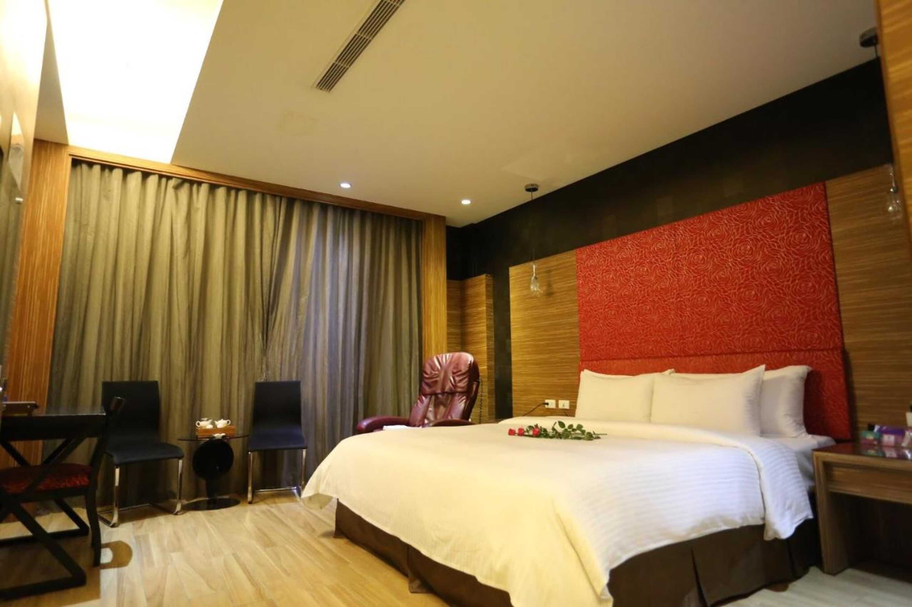 Gift card for Go Shine Motel