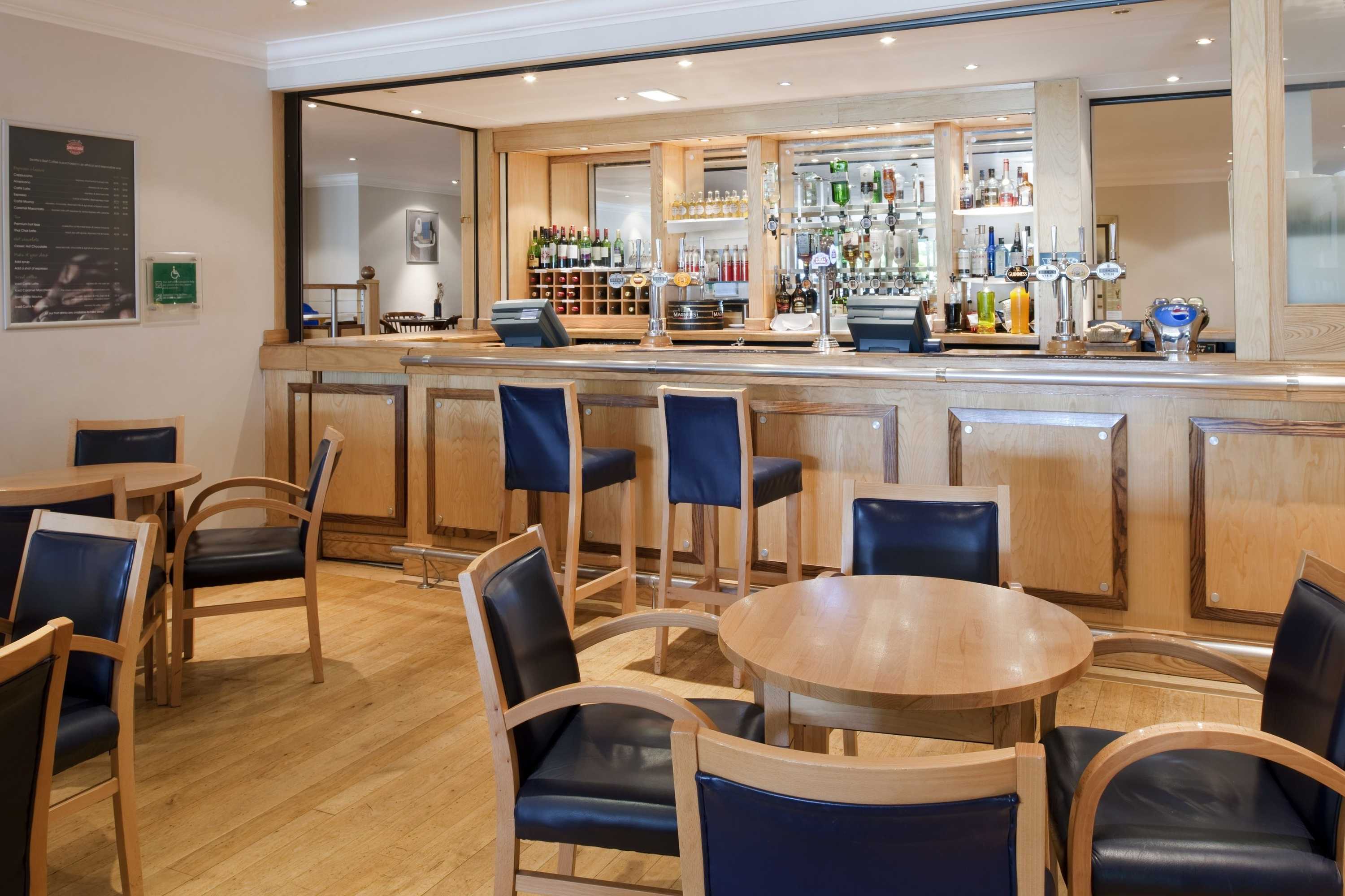 Gift card for Holiday Inn Leeds Wakefield M1 Jct.40 by Ihg Gift card for Holiday Inn Leeds Wakefield M1 Jct.40 by Ihg