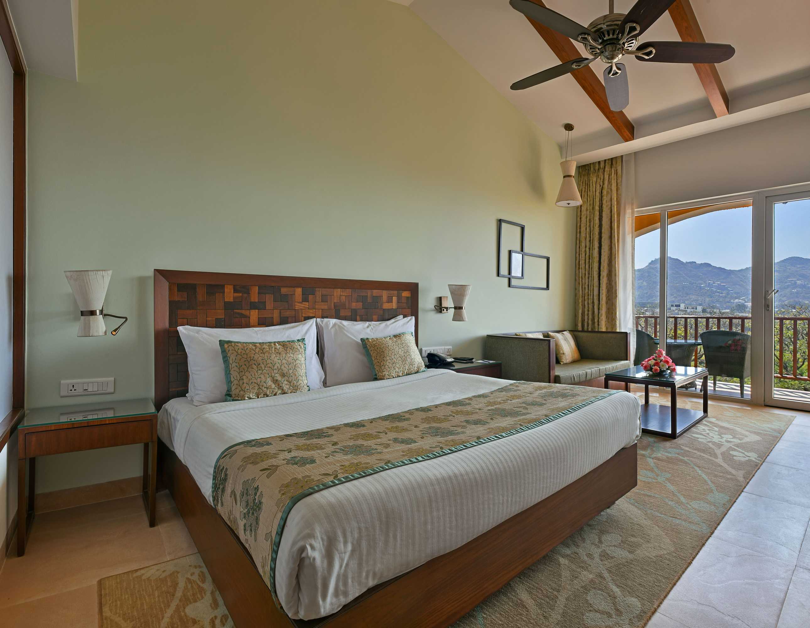 Gift card for Fariyas Resort Lonavala