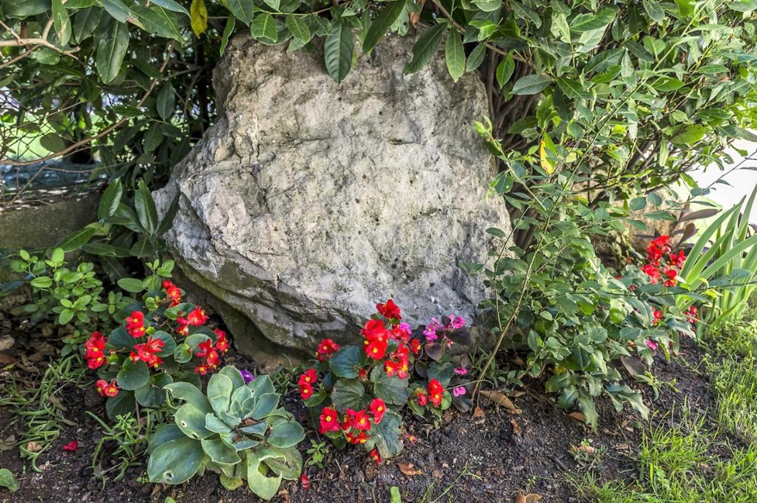 Gift card for Spacious Three-Bedroom Villa Balun With Pool