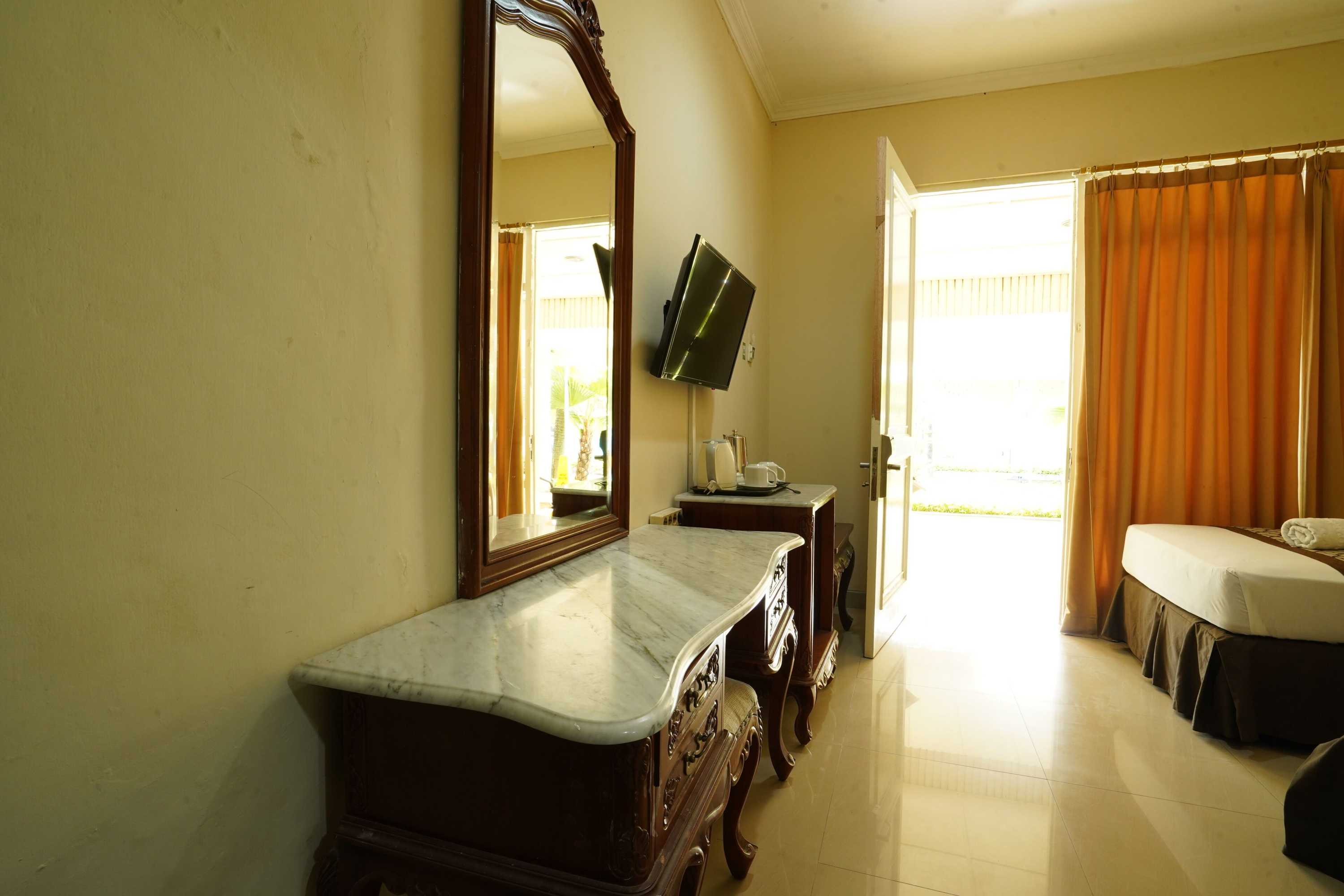 Gift card for Hotel Grand Rosela Yogyakarta Gift card for Hotel Grand Rosela Yogyakarta
