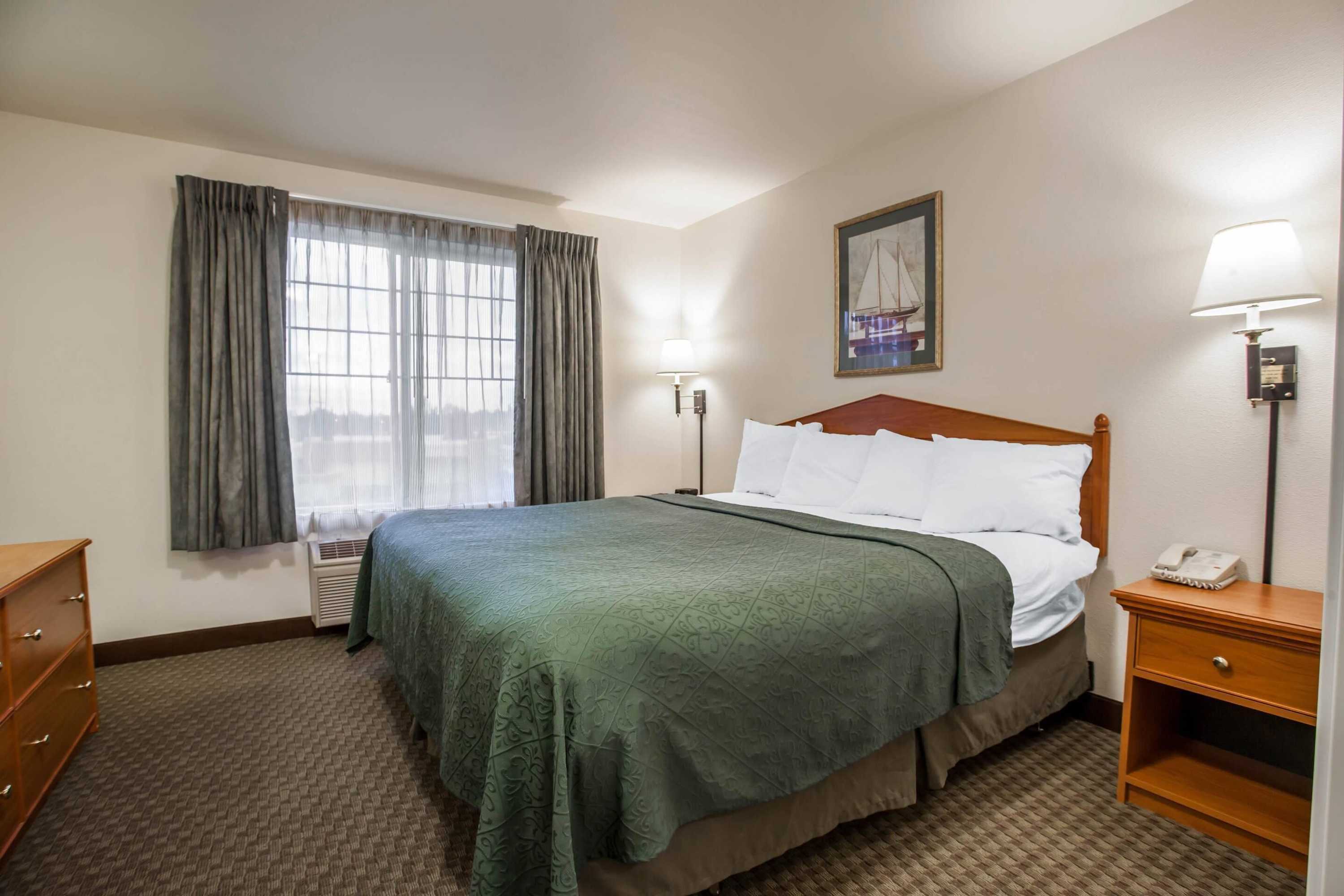 Gift card for Quality Inn & Suites Federal Way - Seattle