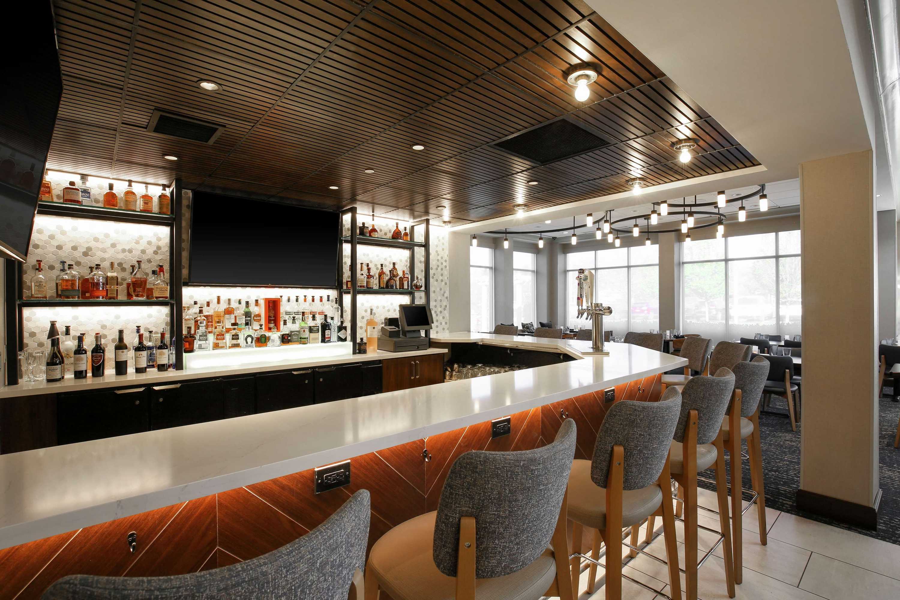 Gift card for Hilton Garden Inn Melville Gift card for Hilton Garden Inn Melville