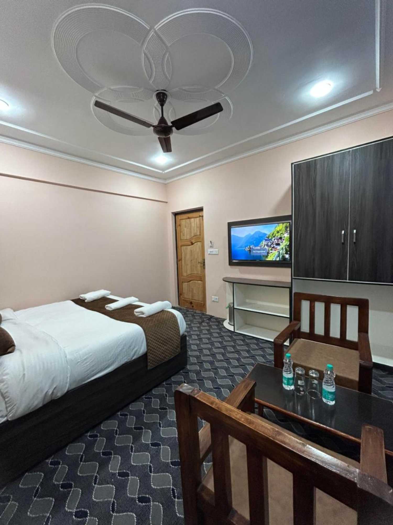 Gift card for Fair Mount, Airport Road, Humhama Srinagar