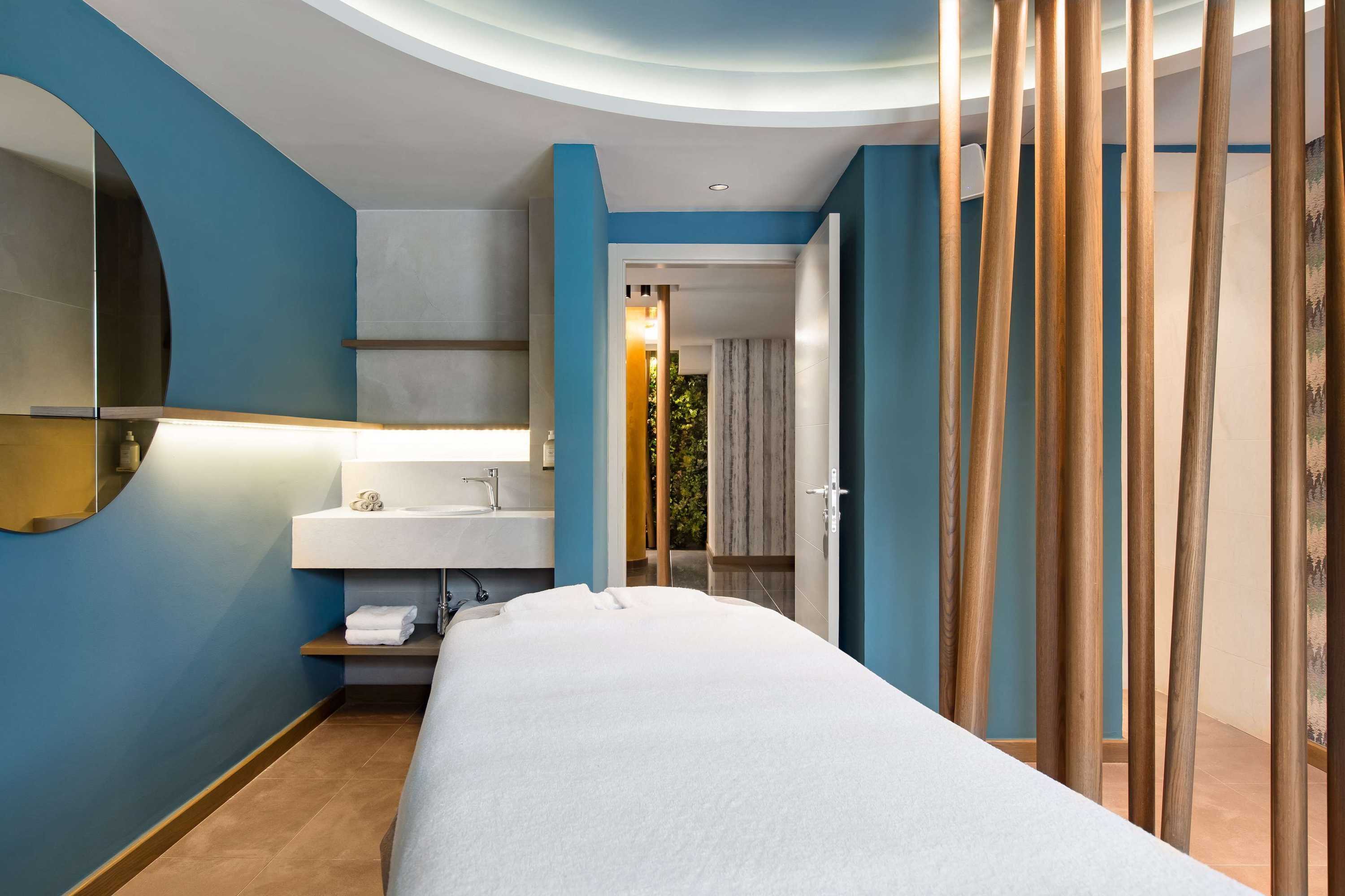 Gift card for Grand Hotel Savoia Cortina D'ampezzo, A Radisson Collection Hotel Gift card for Grand Hotel Savoia Cortina D'ampezzo, A Radisson Collection Hotel