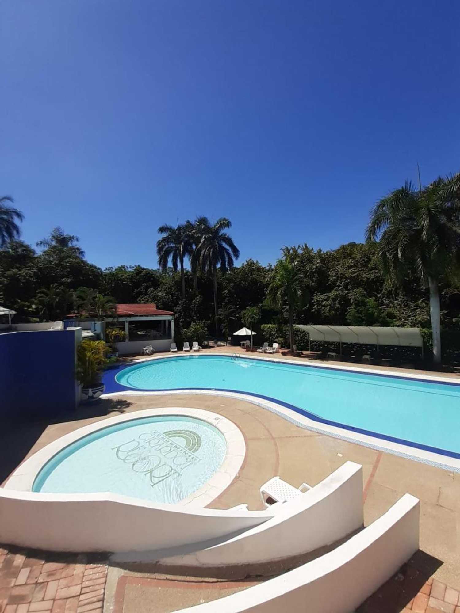 Gift card for Condominio Girardot Resort Apartamento 6-402 Vista a Las Montañas y Piscinas ,wi-Fi, Netflix - Rnt # 96655