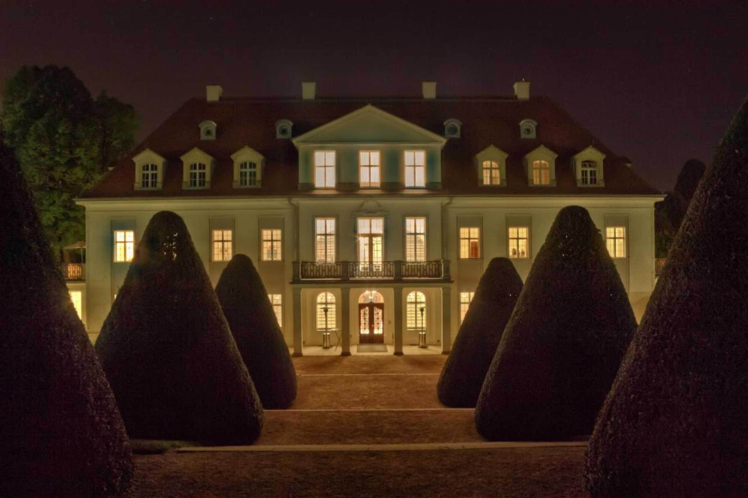 Gift card for West Hotel an Der Sächsischen Weinstrasse