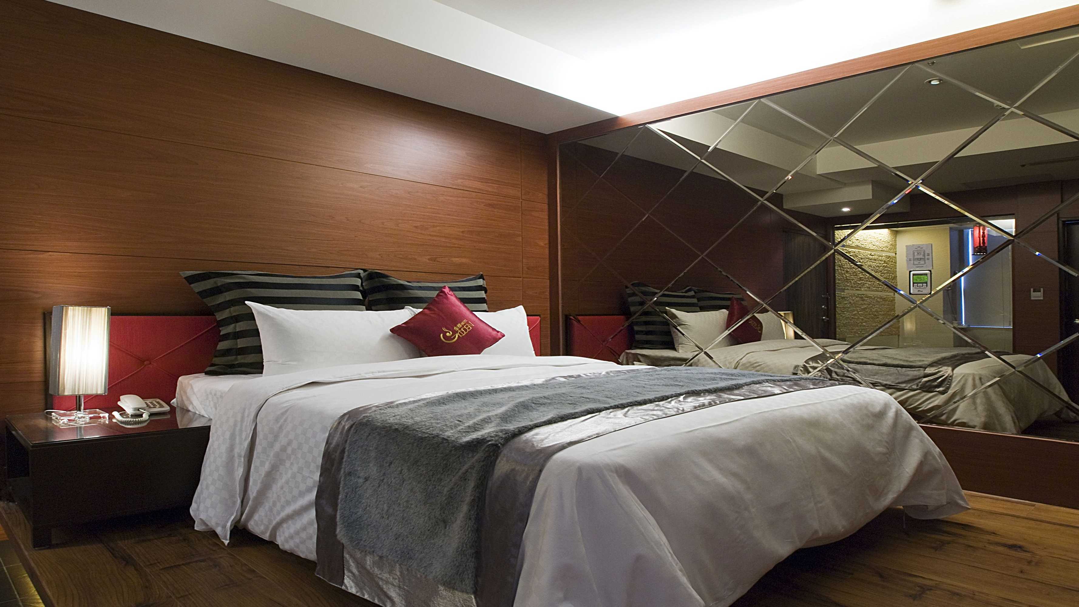 Gift card for Golden Hotspring Hotel