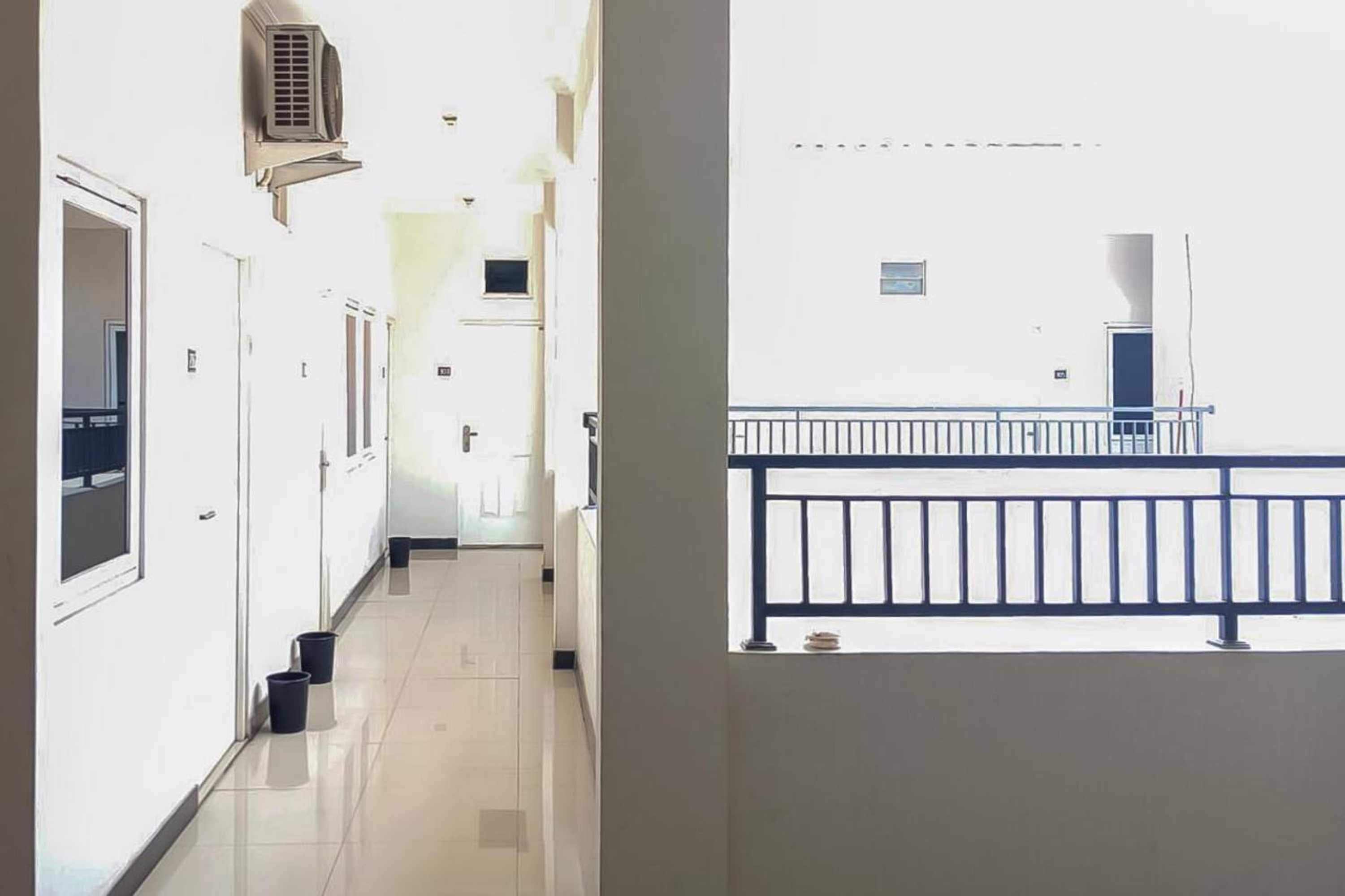 Gift card for Waringin Guest House Tegal Mitra Reddoorz Gift card for Waringin Guest House Tegal Mitra Reddoorz