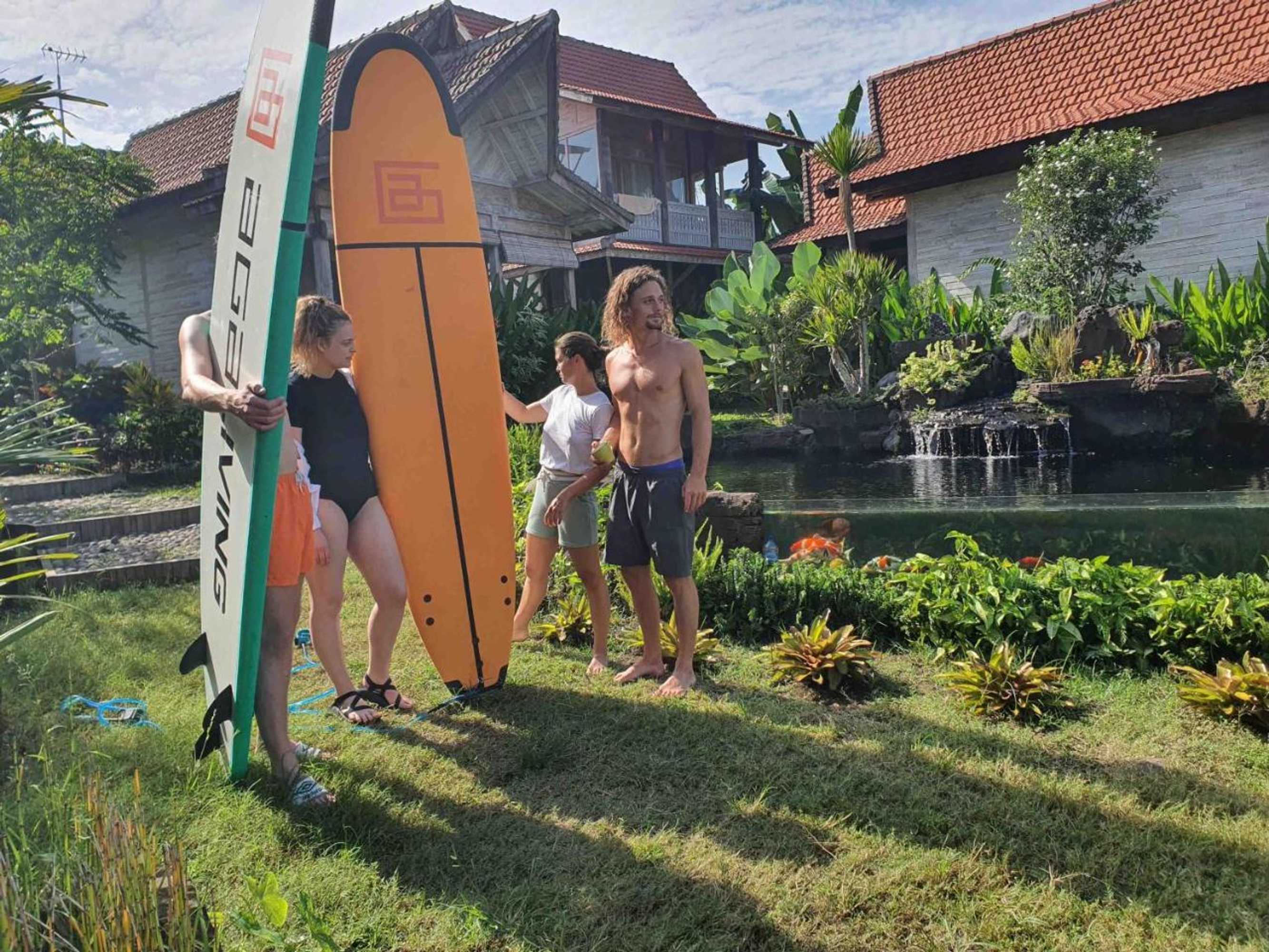 Gift card for Agaliving Medewi