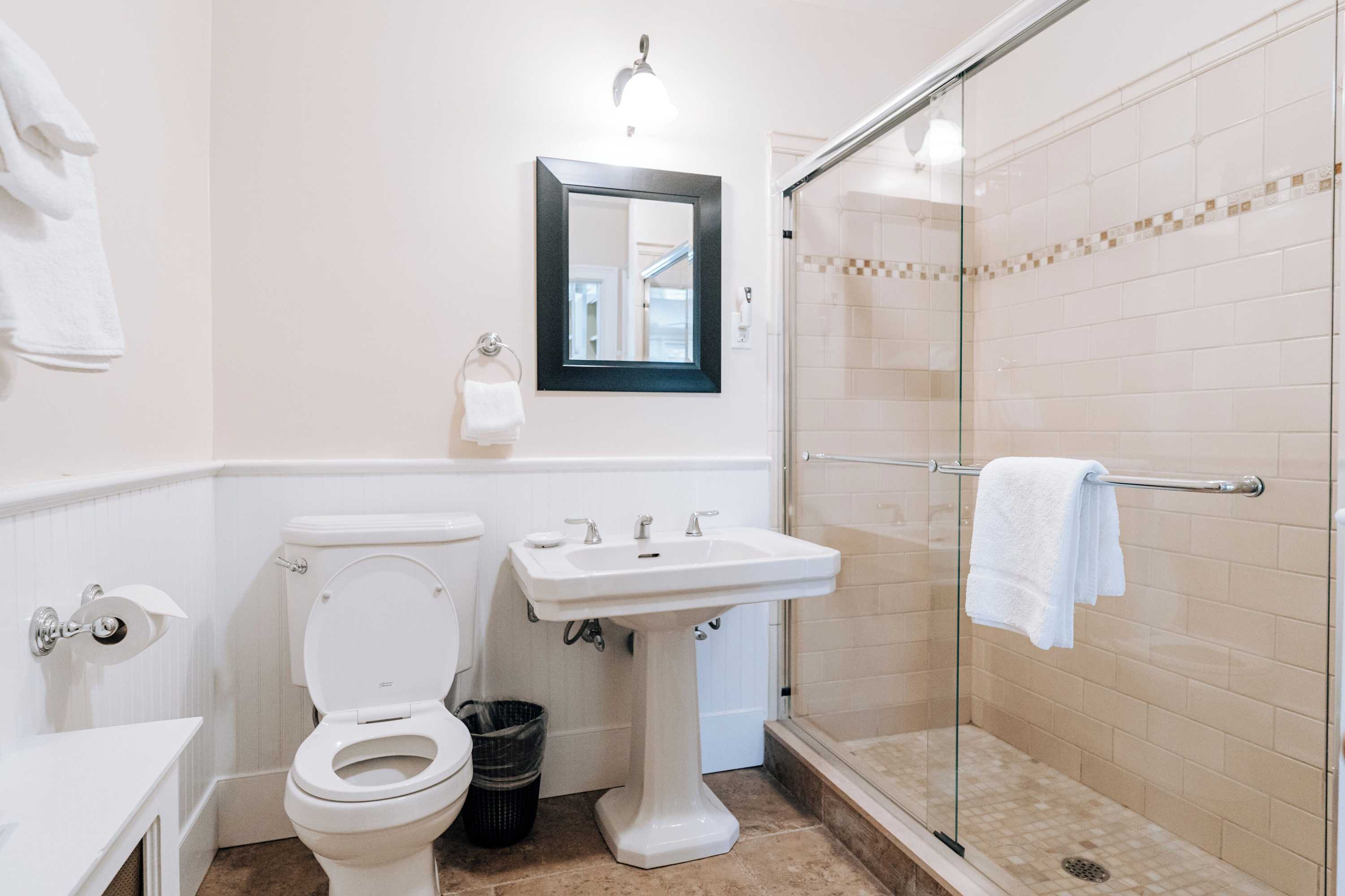 Gift card for Hollyhedge Estate