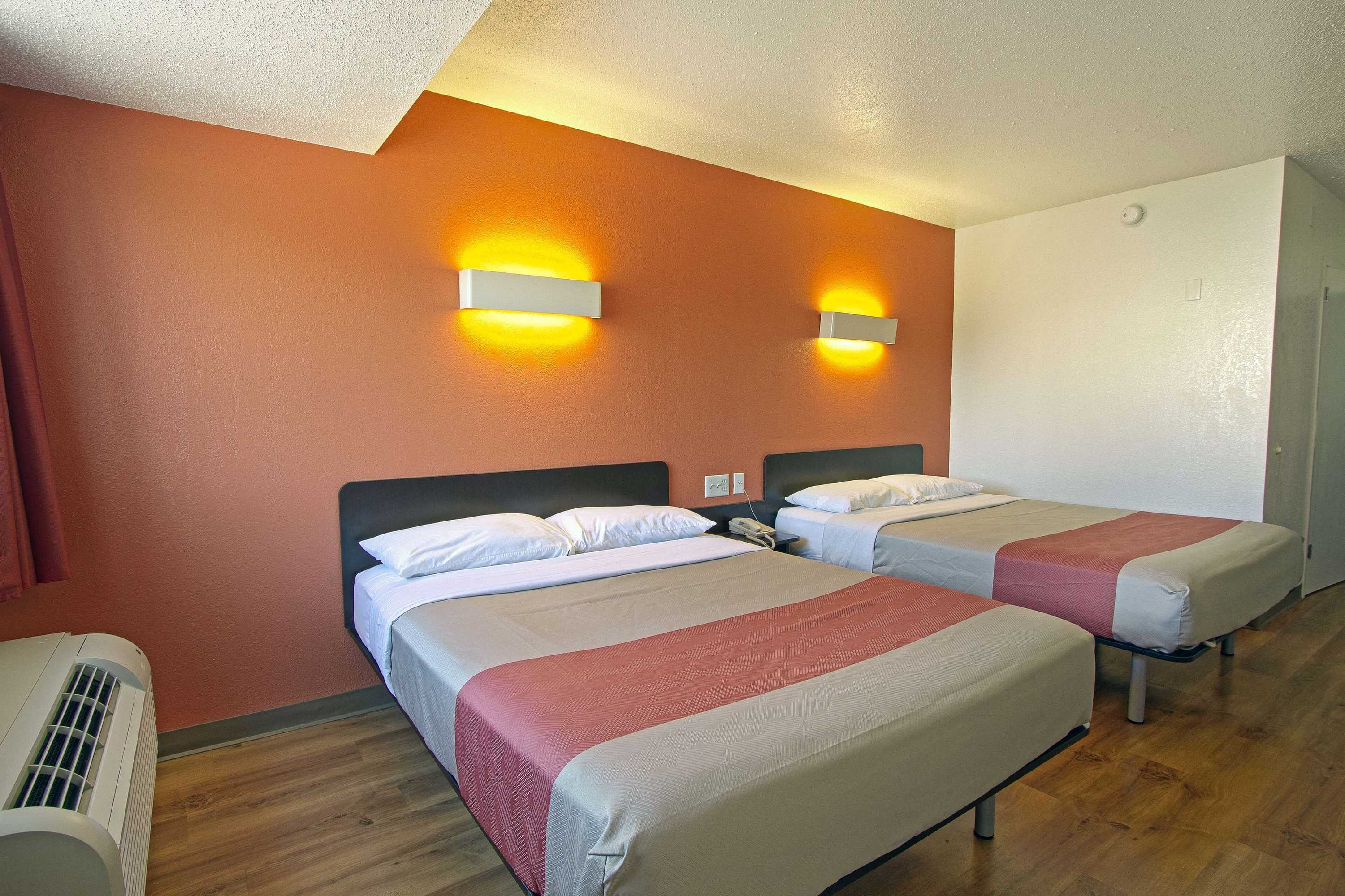 Gift card for Motel 6 Piscataway, NJ Gift card for Motel 6 Piscataway, NJ
