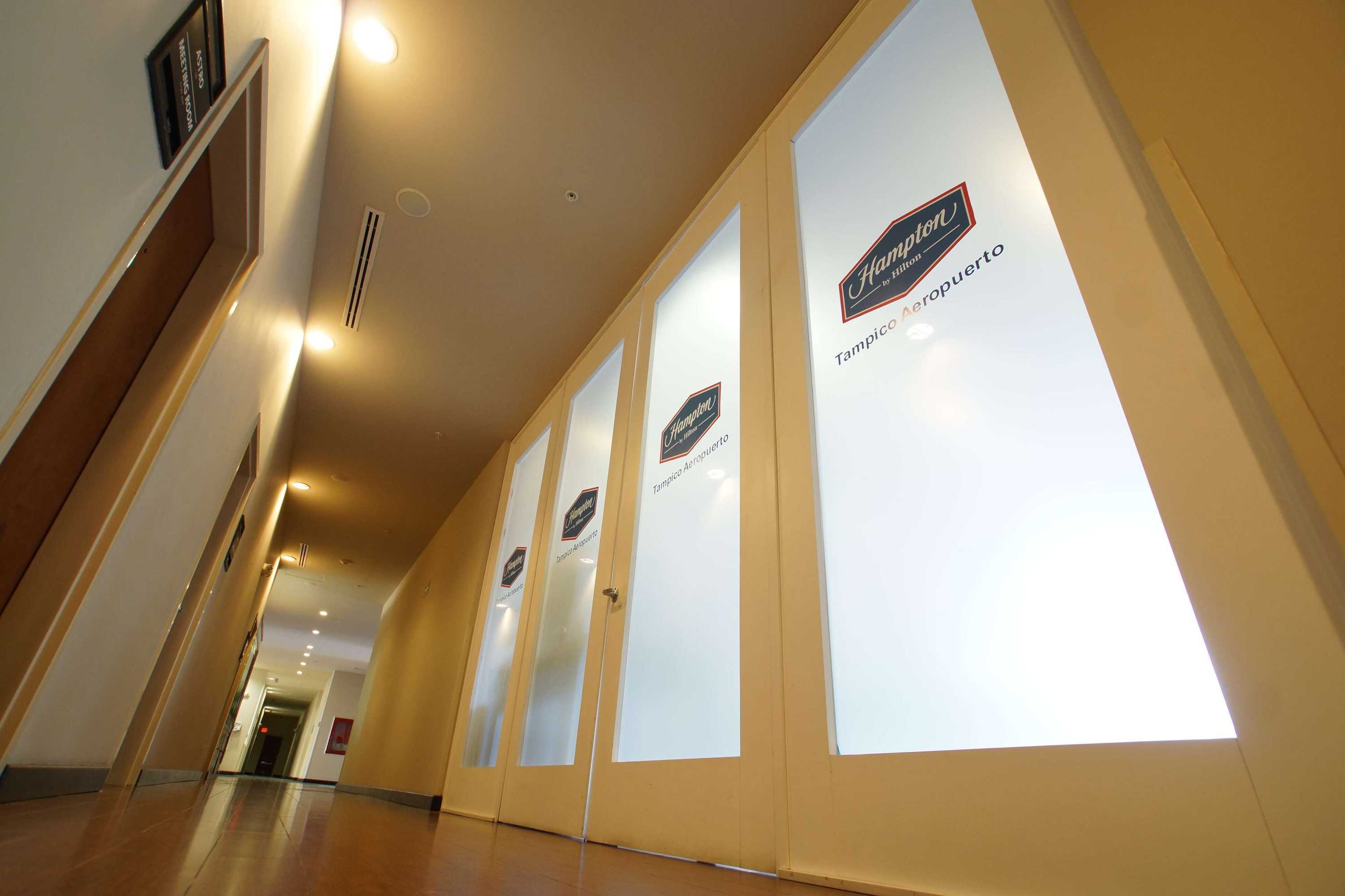 Gift card for Hampton Inn by Hilton Tampico Aeropuerto Gift card for Hampton Inn by Hilton Tampico Aeropuerto