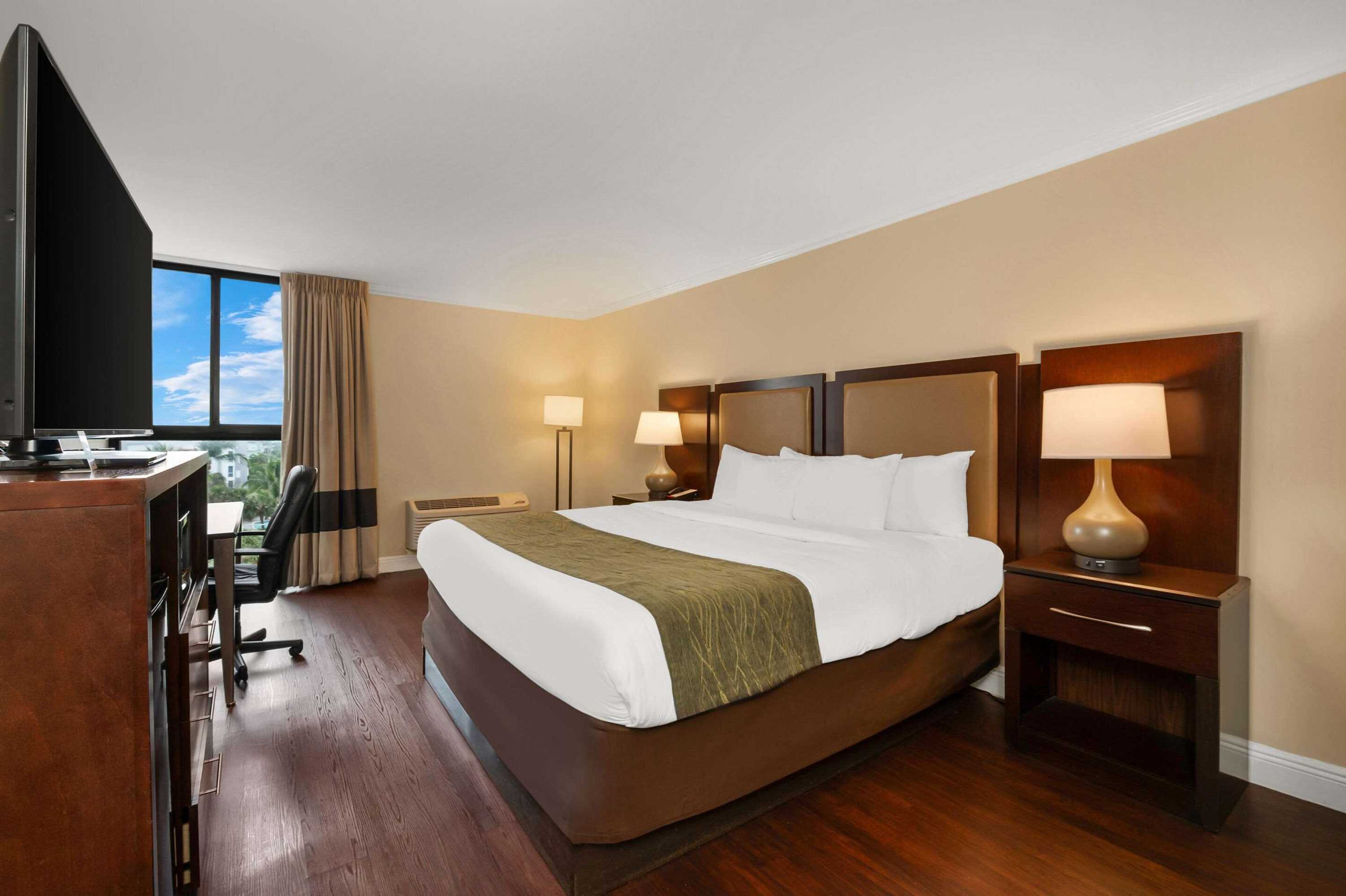 Gift card for Comfort Inn Oceanside Deerfield Beach Gift card for Comfort Inn Oceanside Deerfield Beach
