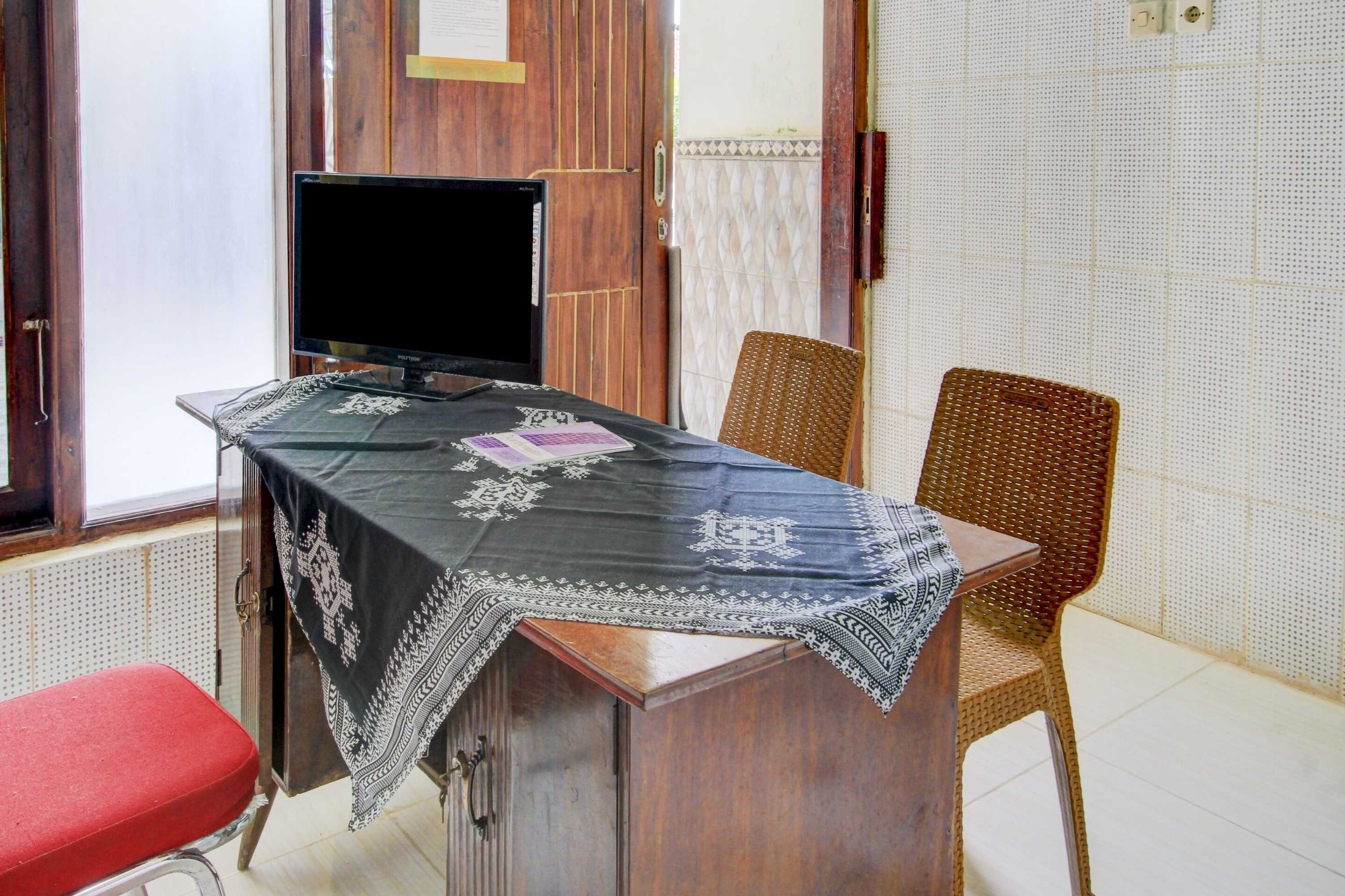 Gift card for Oyo 90725 Zeevanna Guest House Syariah Gift card for Oyo 90725 Zeevanna Guest House Syariah