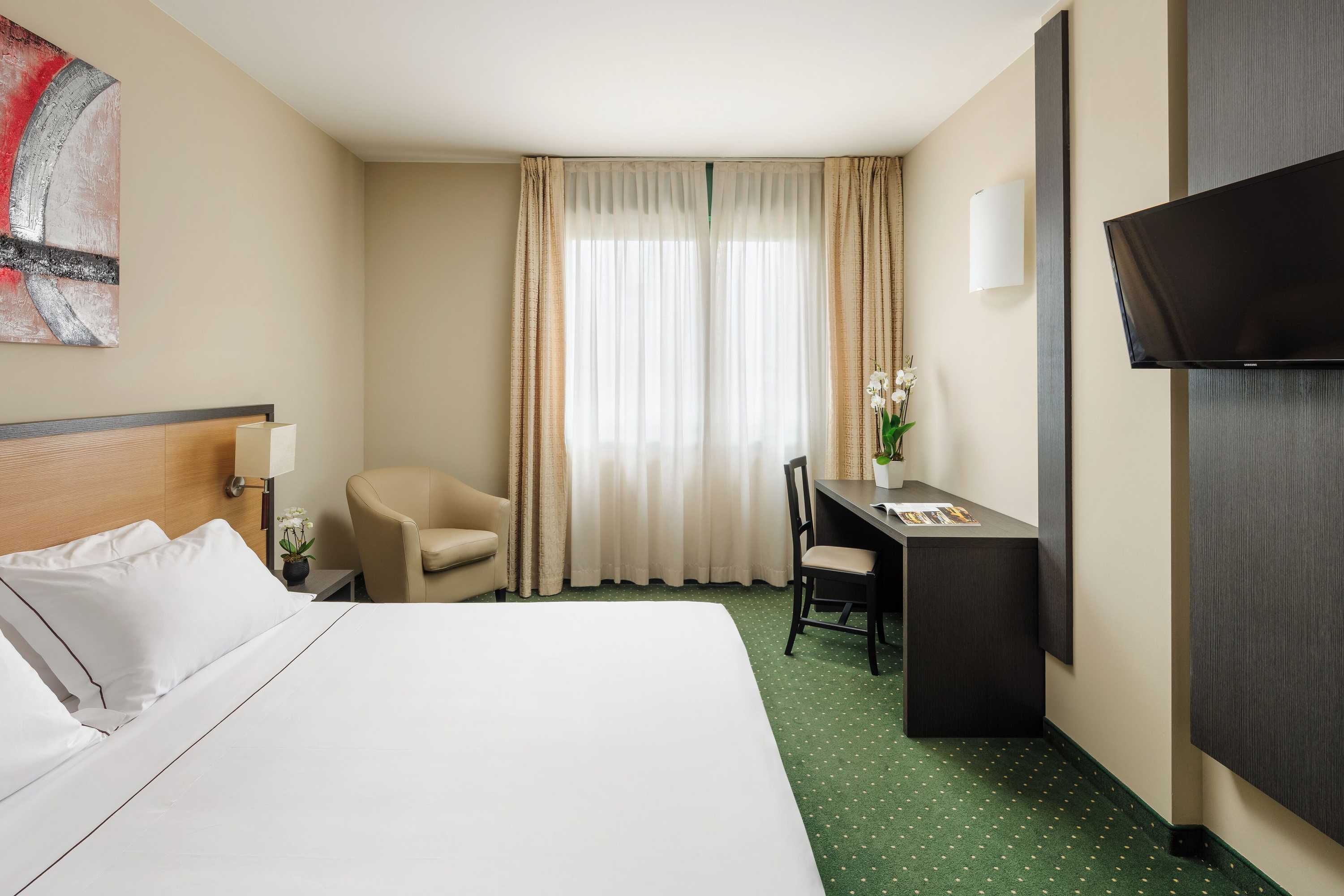 Gift card for Hotel King - by R Collection Hotels Gift card for Hotel King - by R Collection Hotels