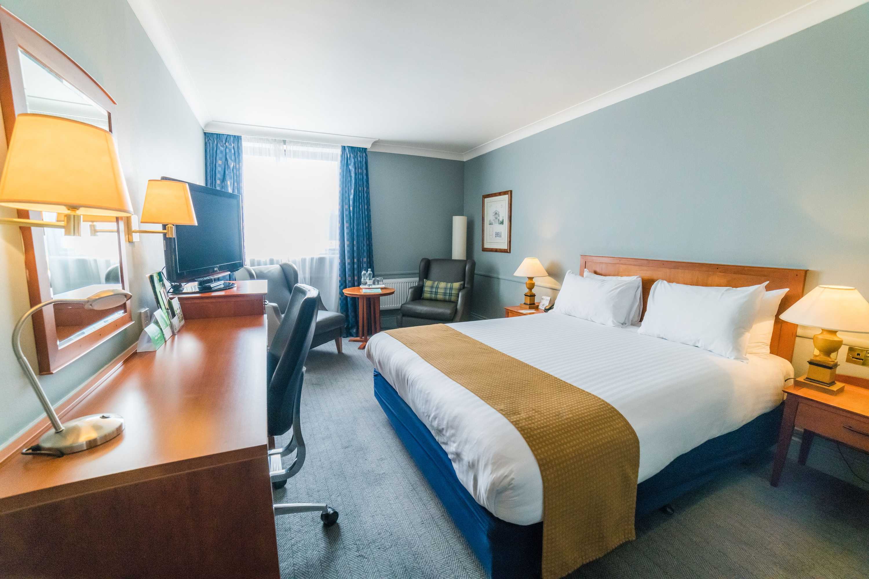 Gift card for Holiday Inn Brentwood M25, Jct. 28 by Ihg