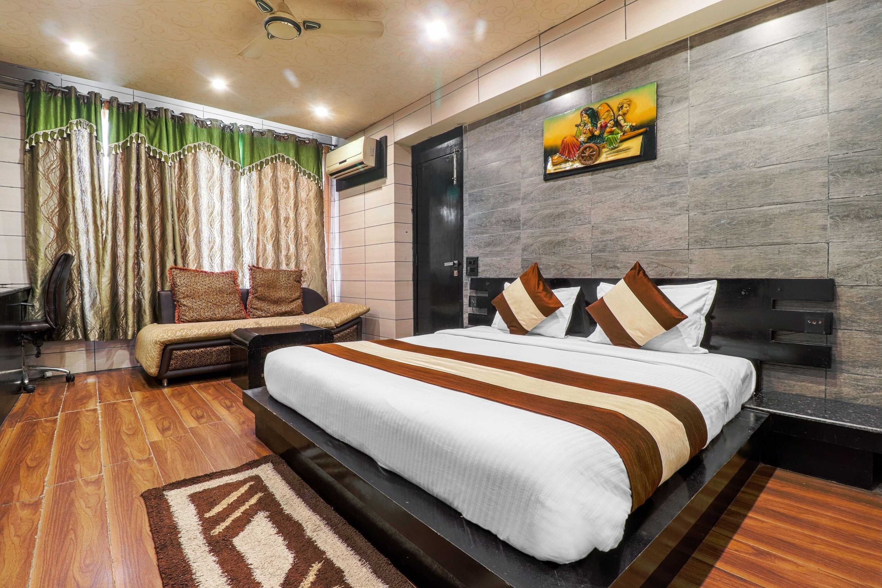 Gift card for Hotel Grand Shiva Near Ganga Ghat by Oaktel Gift card for Hotel Grand Shiva Near Ganga Ghat by Oaktel