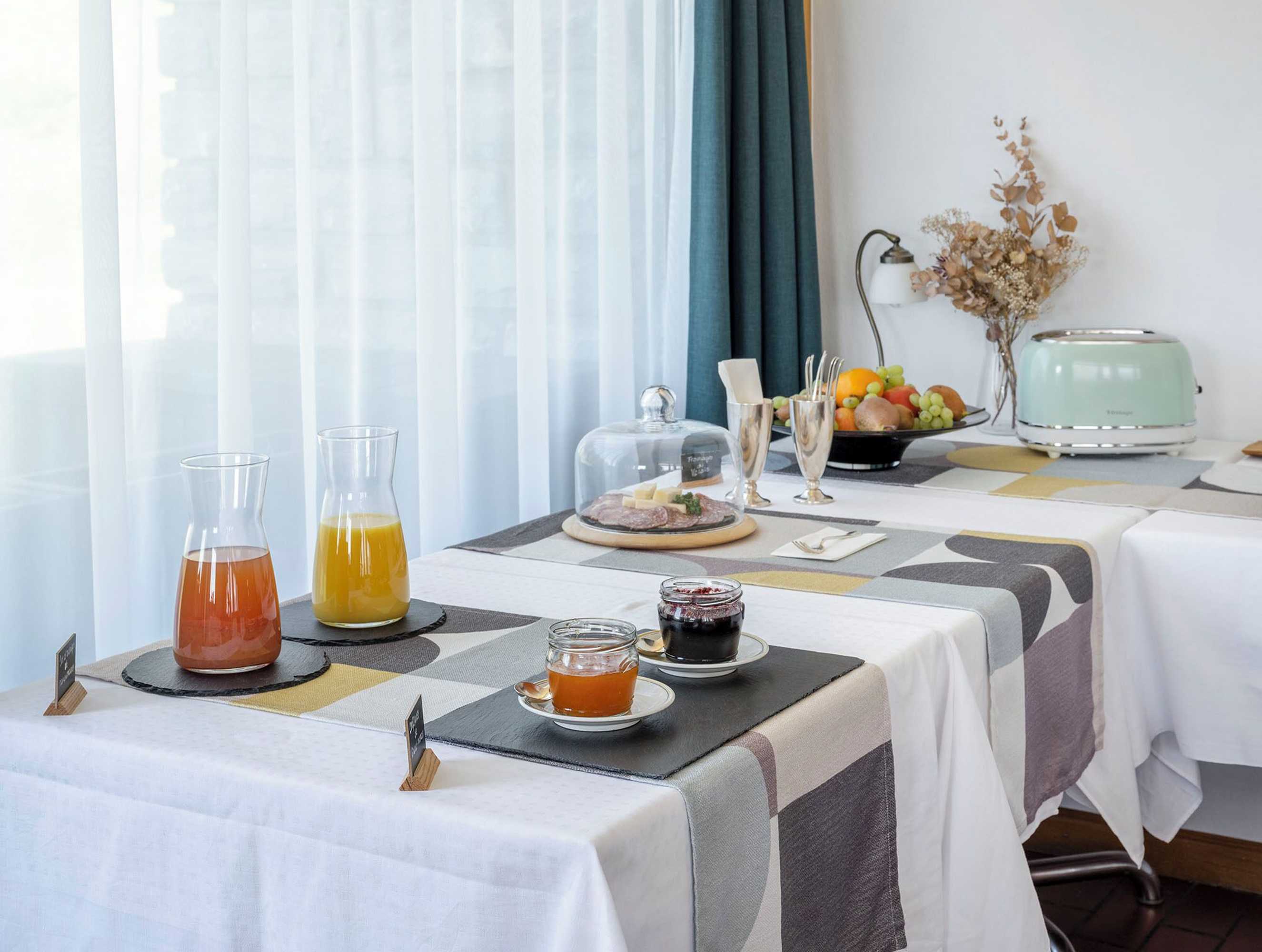 Gift card for Hôtel Historique Chez Elsy - Crans-Sapins Gift card for Hôtel Historique Chez Elsy - Crans-Sapins