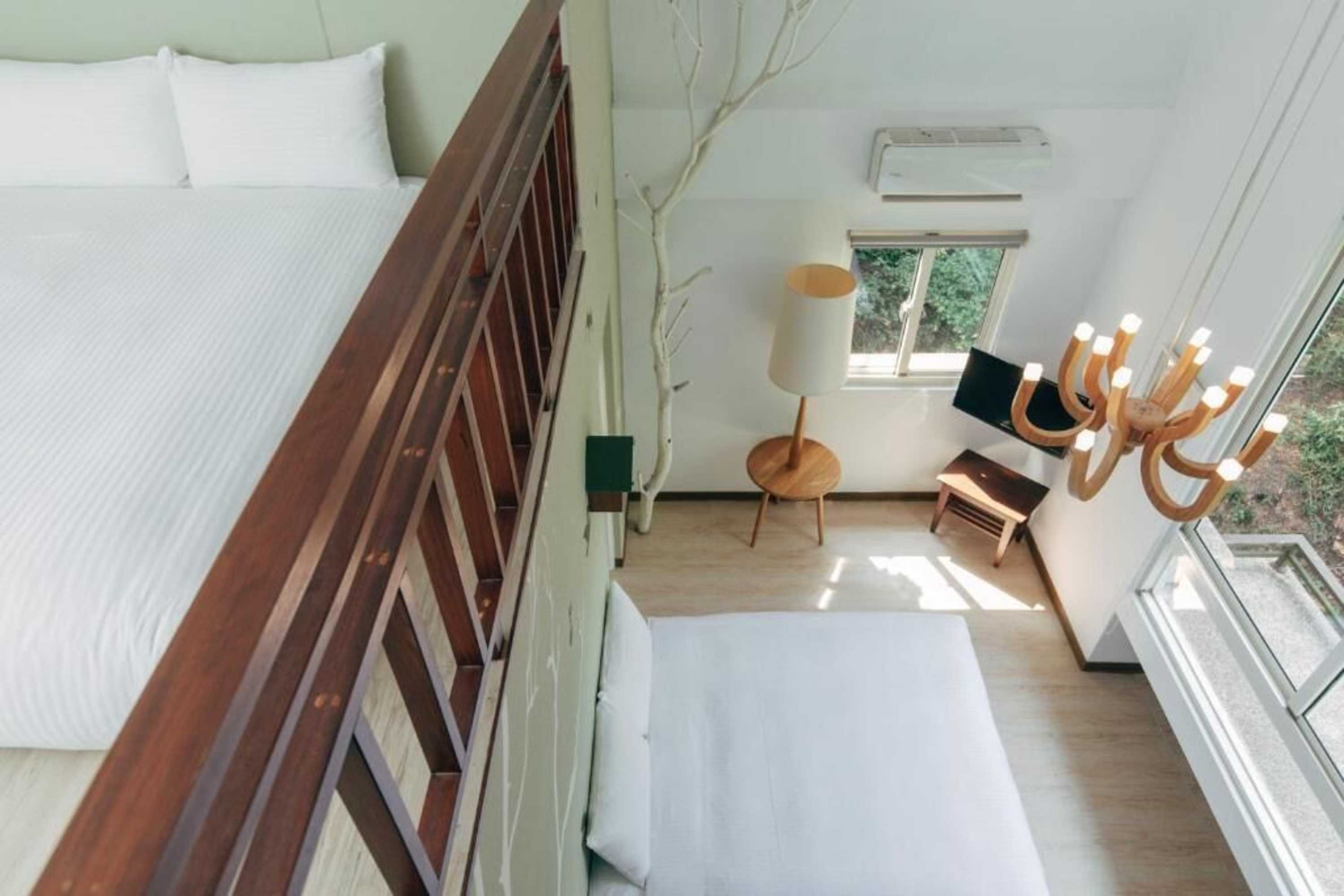 Gift card for Lvbolang by Reindeer, Sanyi