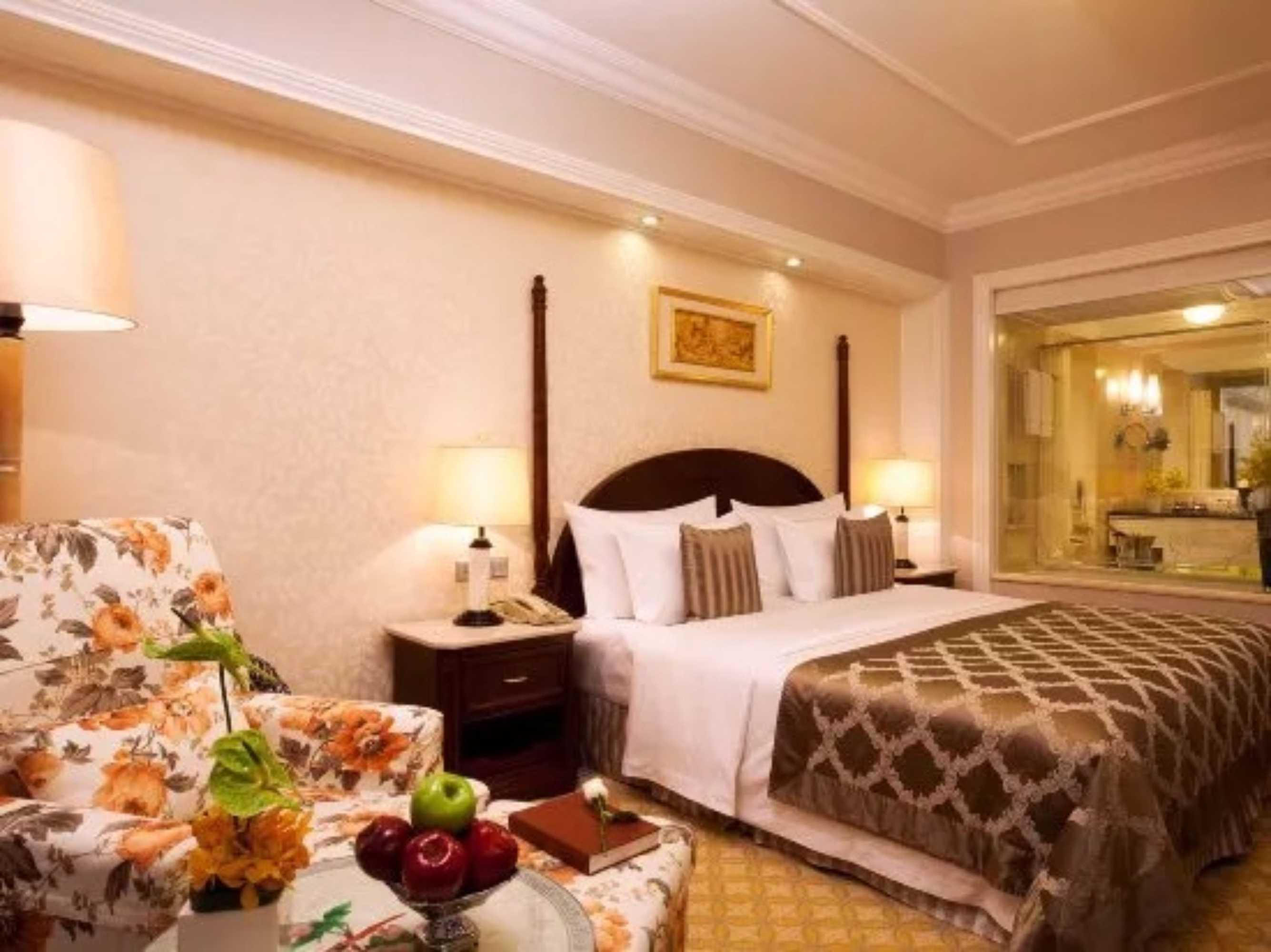 Gift card for Zhongwei Green Lake Hotel Kunming Gift card for Zhongwei Green Lake Hotel Kunming